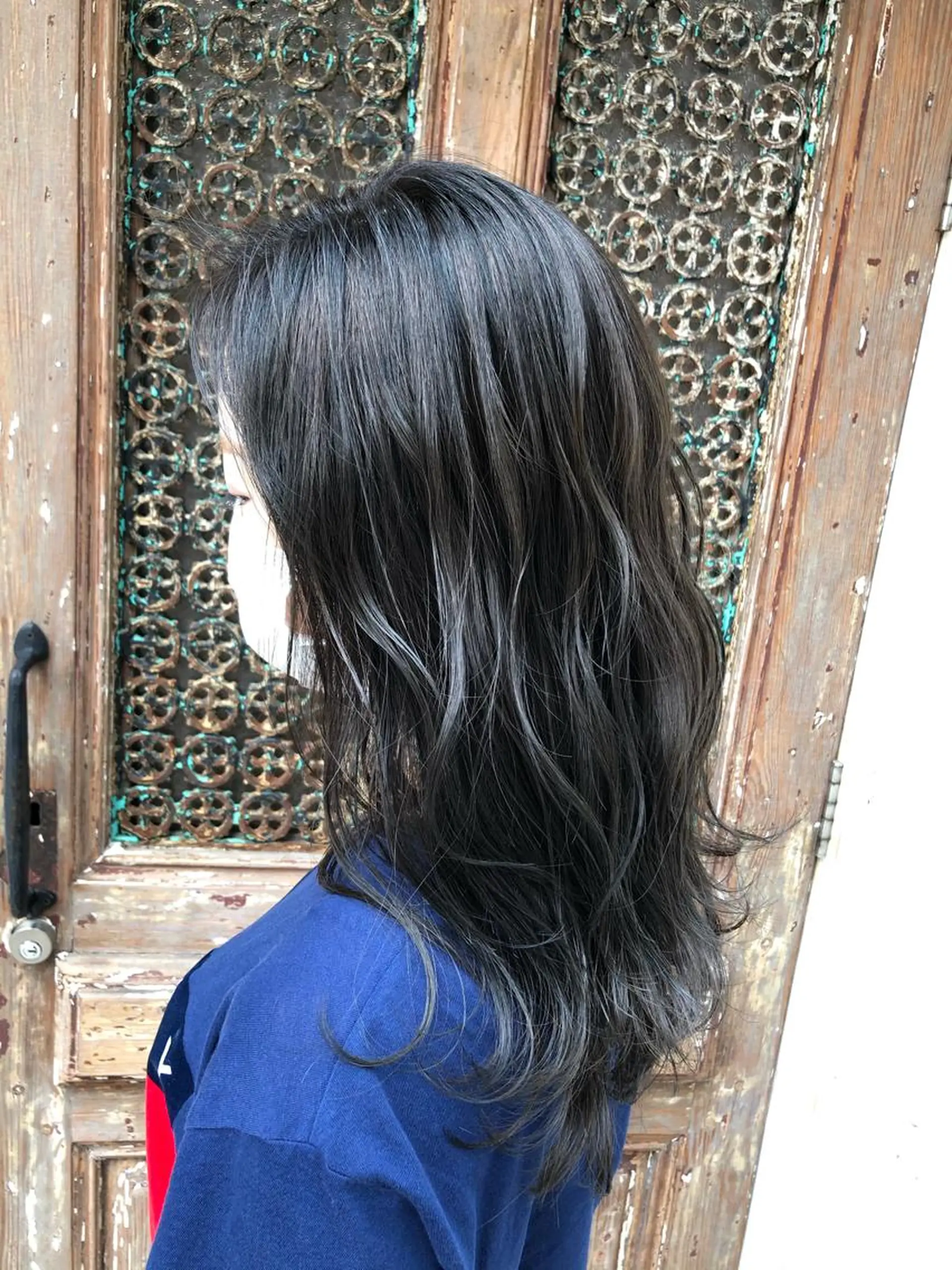 セミロング カラー ブルーカラー ブルーバイオレット バイオレットカラー ヘアカラー 舘野 太嘉宏のヘアスタイル