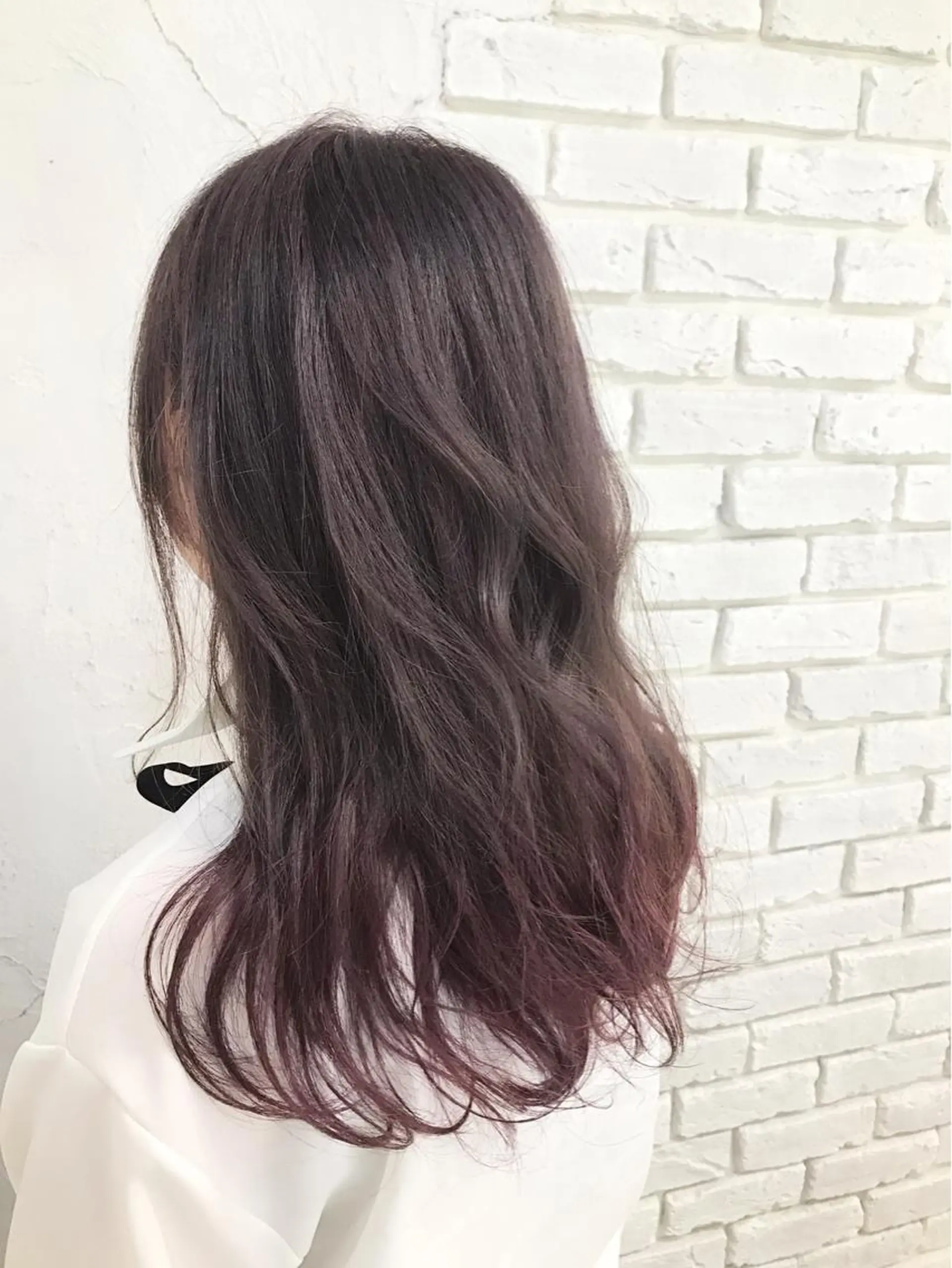セミロング カラー ブリーチ グラデーションカラー グレージュ ラベンダーカラー ラベンダーグレージュ 🪽似合わせNO.1 marina🦩のヘアスタイル