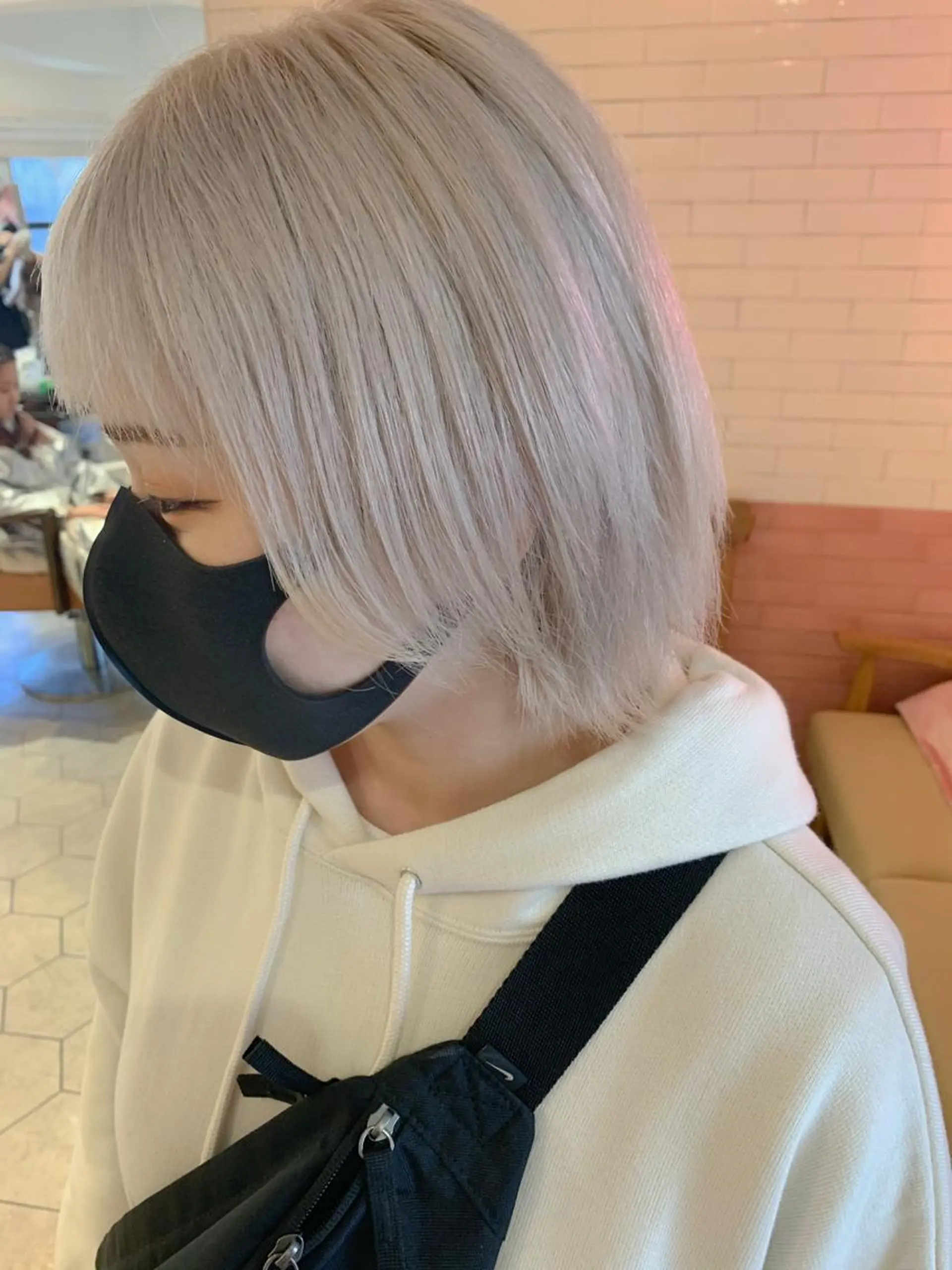 ミディアム カラー ブリーチ ケアブリーチ カット ヘアカラー トリートメント 🦋レイヤーカット ミドリカワ🦋のヘアスタイル