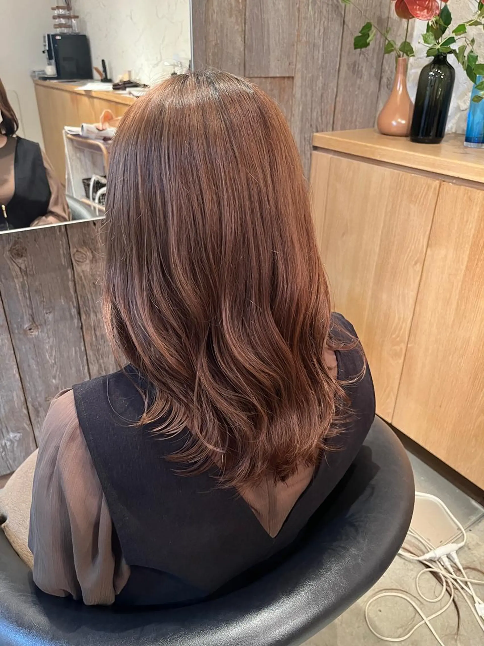 セミロング レイヤーカット 三品 早妃のヘアスタイル