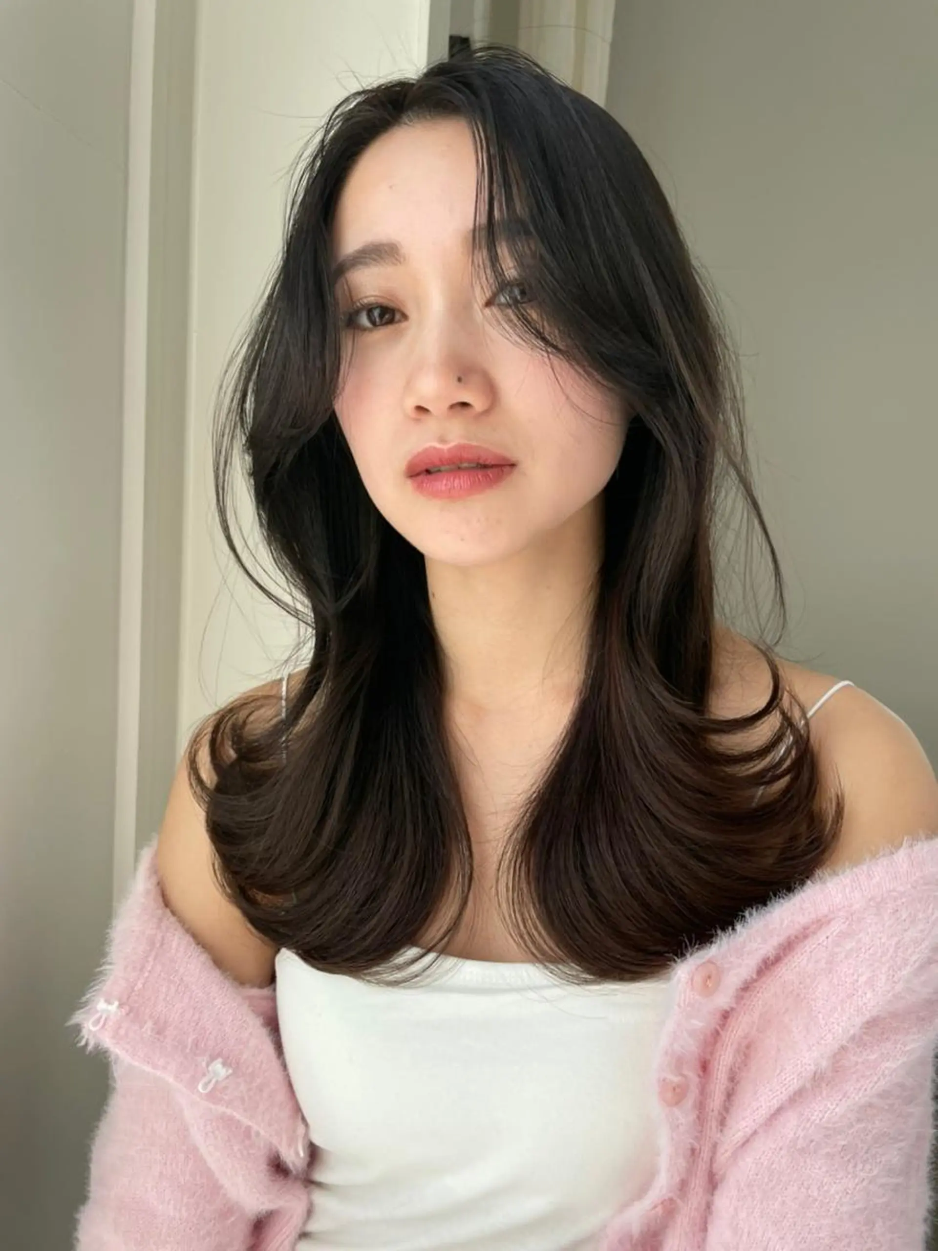 ミディアム 韓国風ヘア レイヤーカット ヘアカラー トリートメント ✨🍀岩崎 唯🍀✨のヘアスタイル