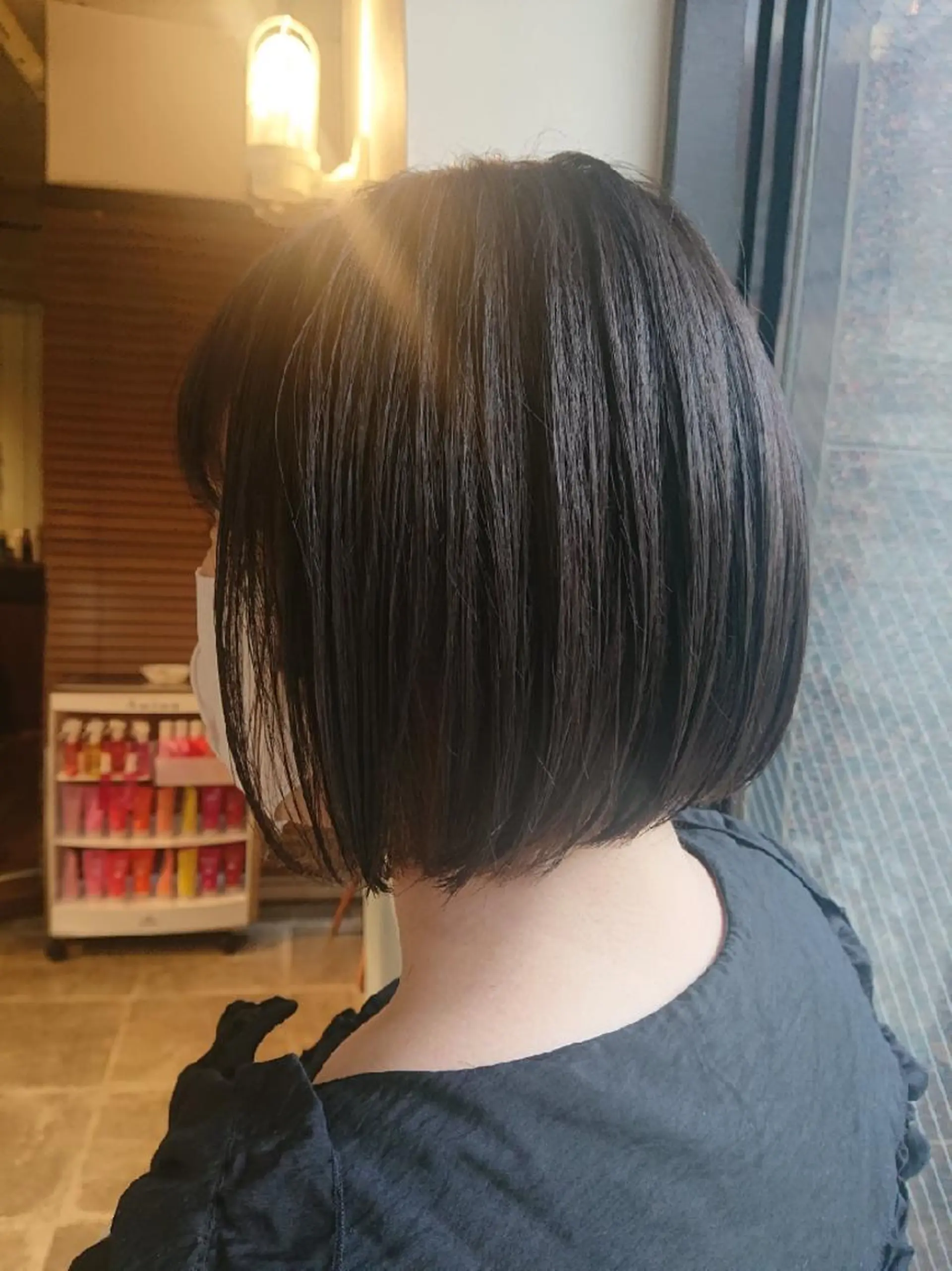 ショート カット ヘアカラー トリートメント alushe 岡 陽子のヘアスタイル