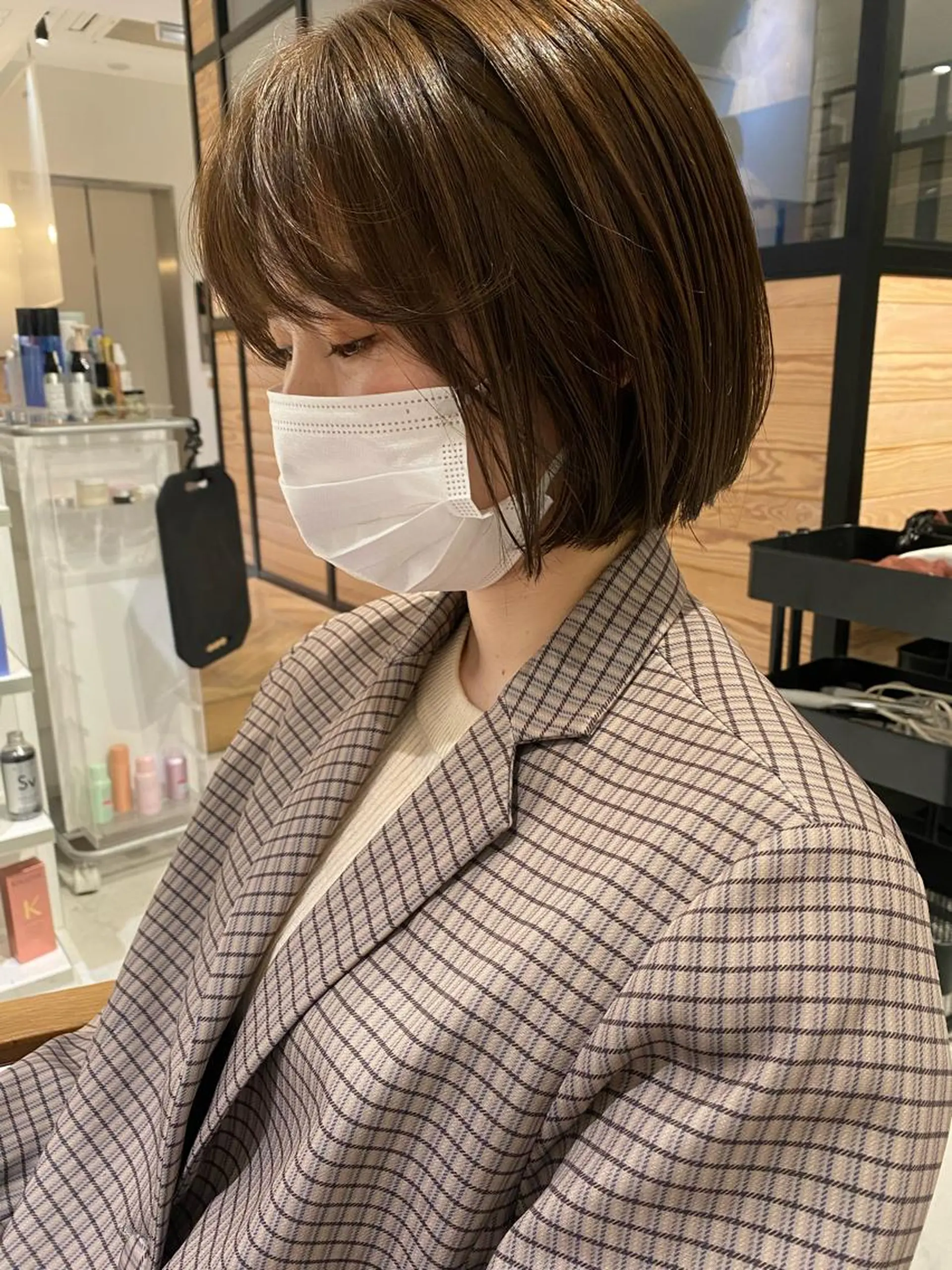 ショート カラー ベージュカラー ボブ カット ヘアカラー トリートメント nana🦕 ハイライトベージュのヘアスタイル