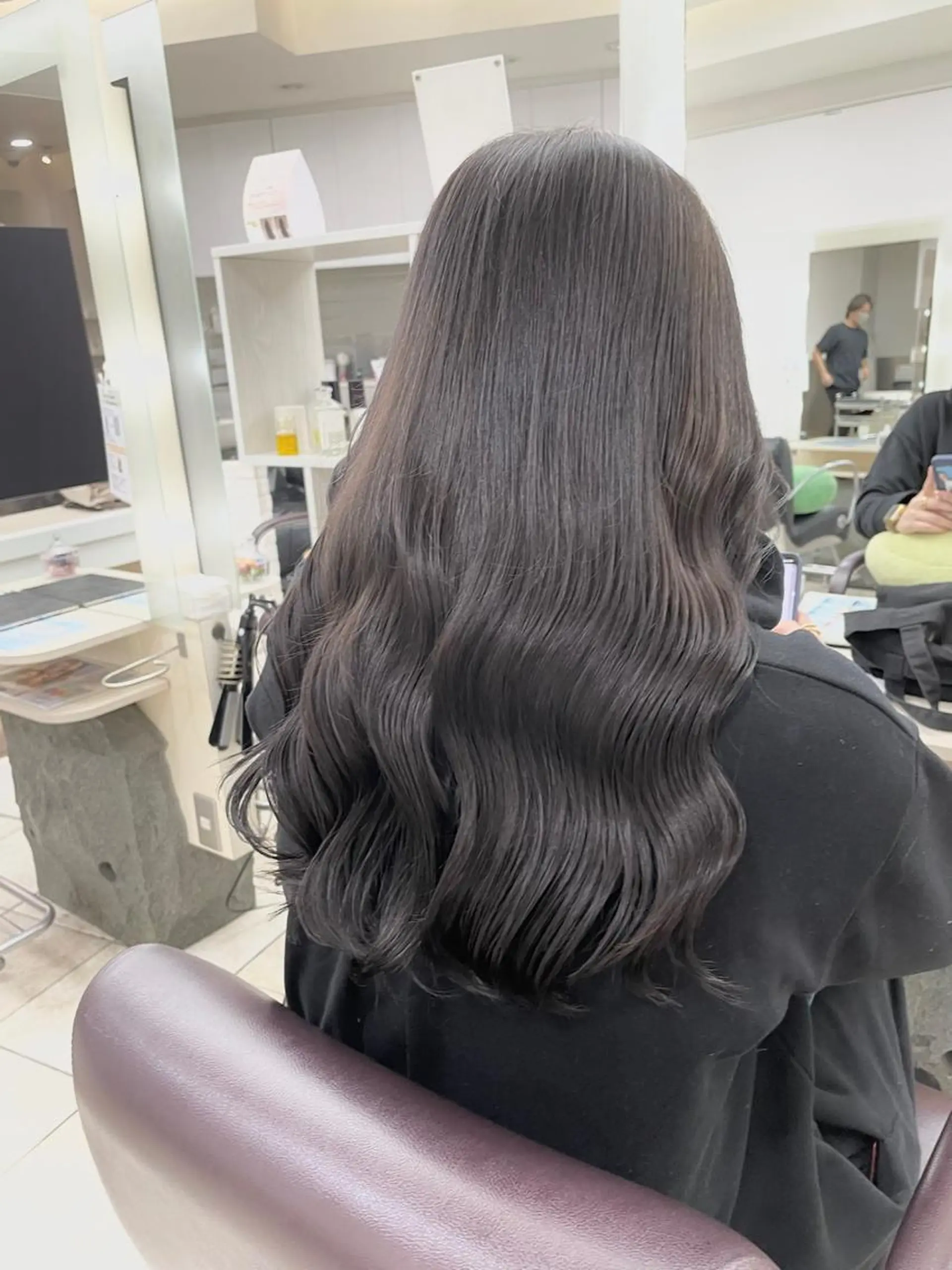 ロング ボブ 顔周りカット ハイライト 髪質改善 韓国風ヘア 新宿/韓国レイヤー/ 髪質改善/佐藤航のヘアスタイル