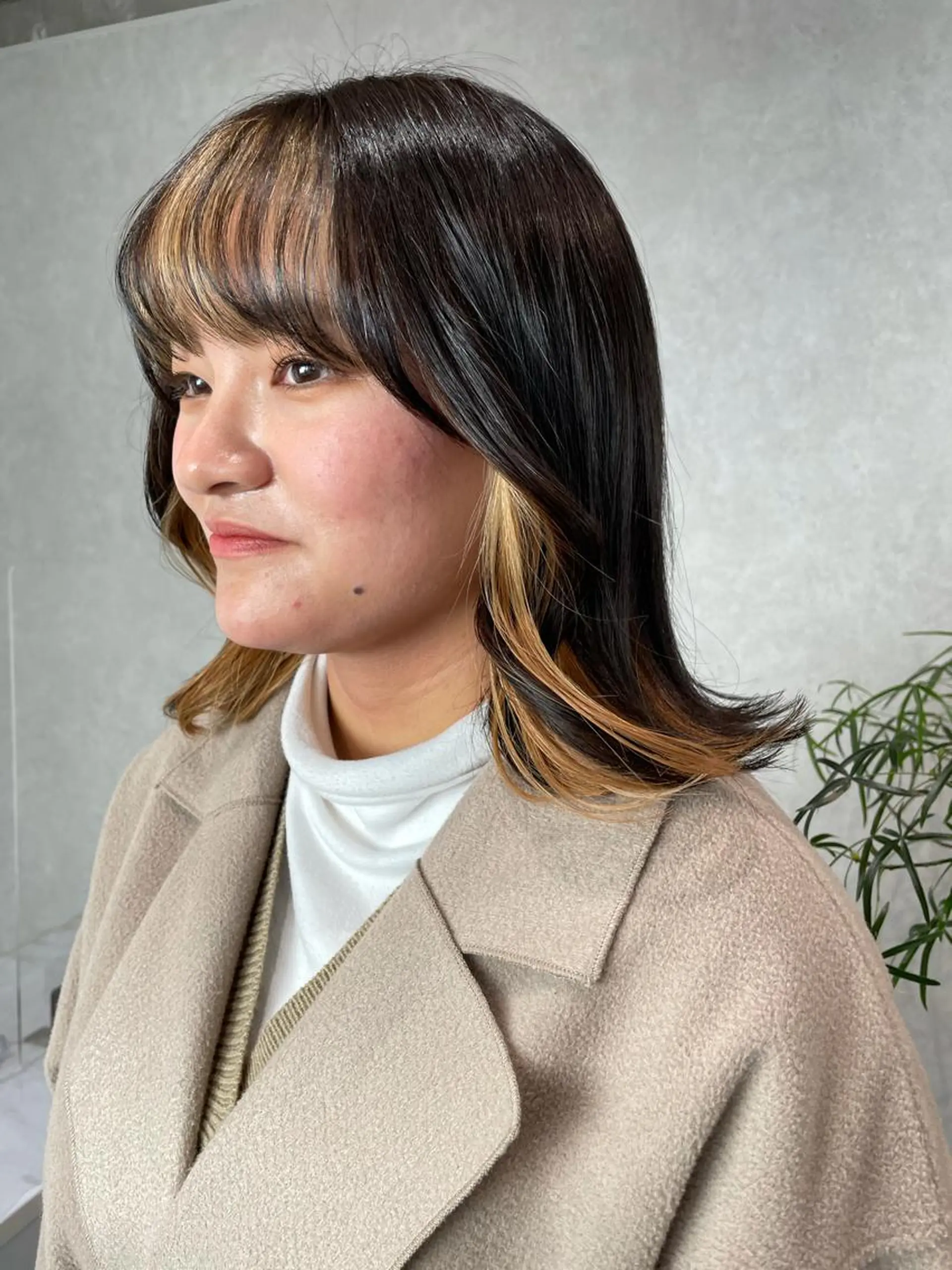 ミディアム カラー インナーカラー ヘアカラー ナチュラル透明感🌱 小山美樹子のヘアスタイル