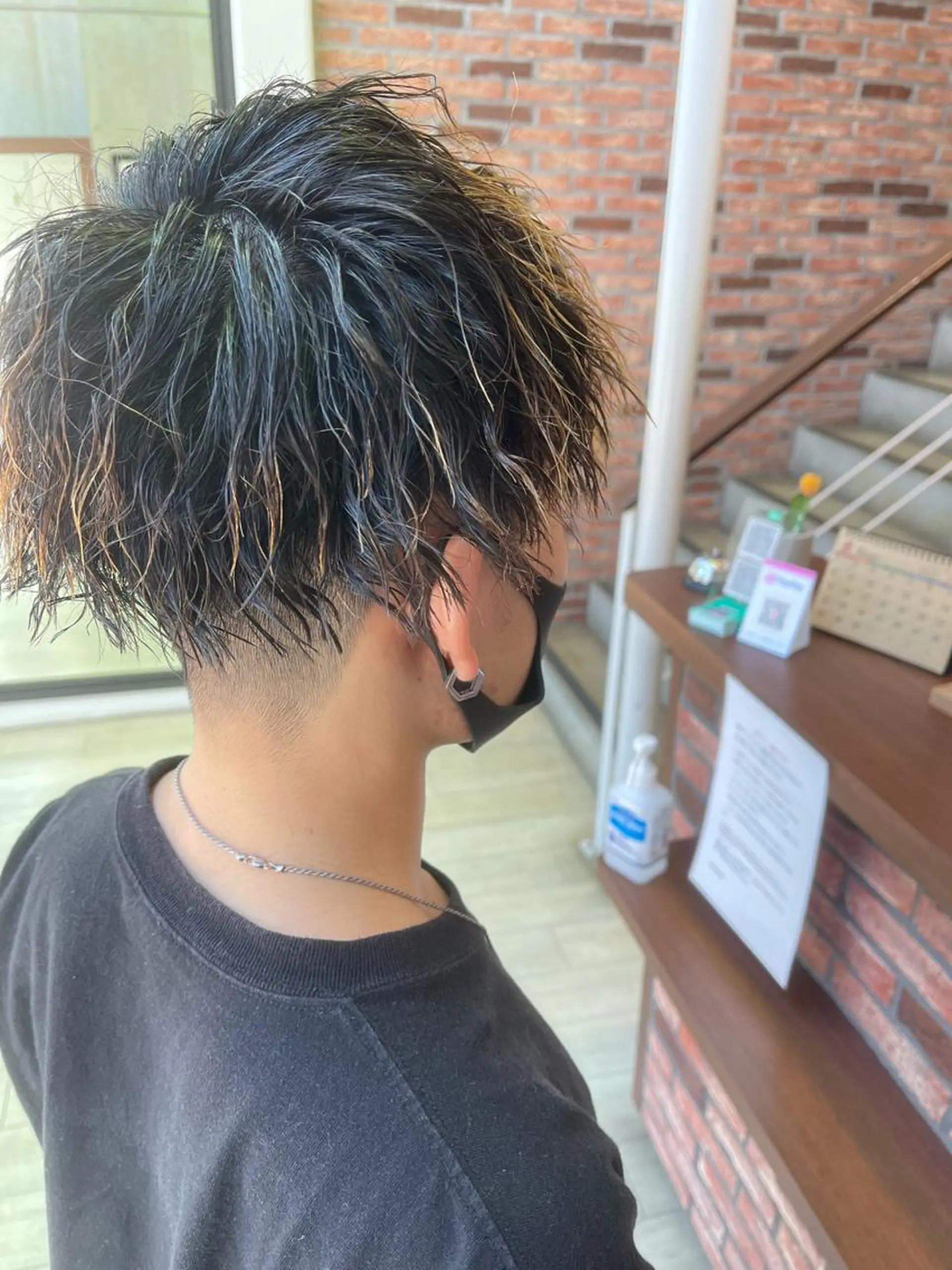 ミディアム カラー パーマ メンズ メンズパーマフェード シモジタカヒロのヘアスタイル