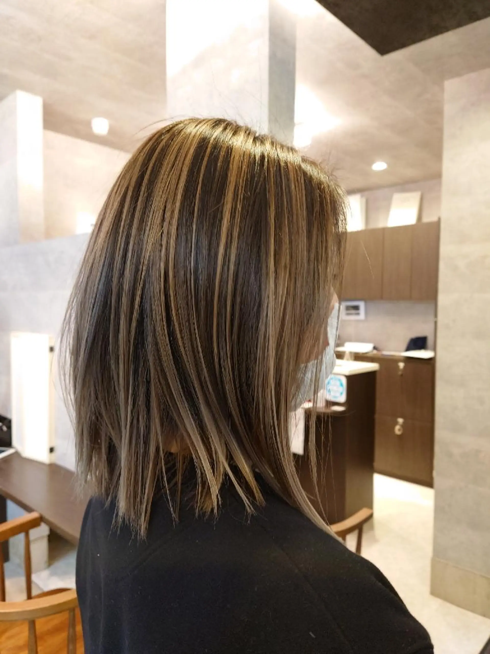 ミディアム カラー バレイヤージュ レイヤーカット 浅野  勇貴のヘアスタイル