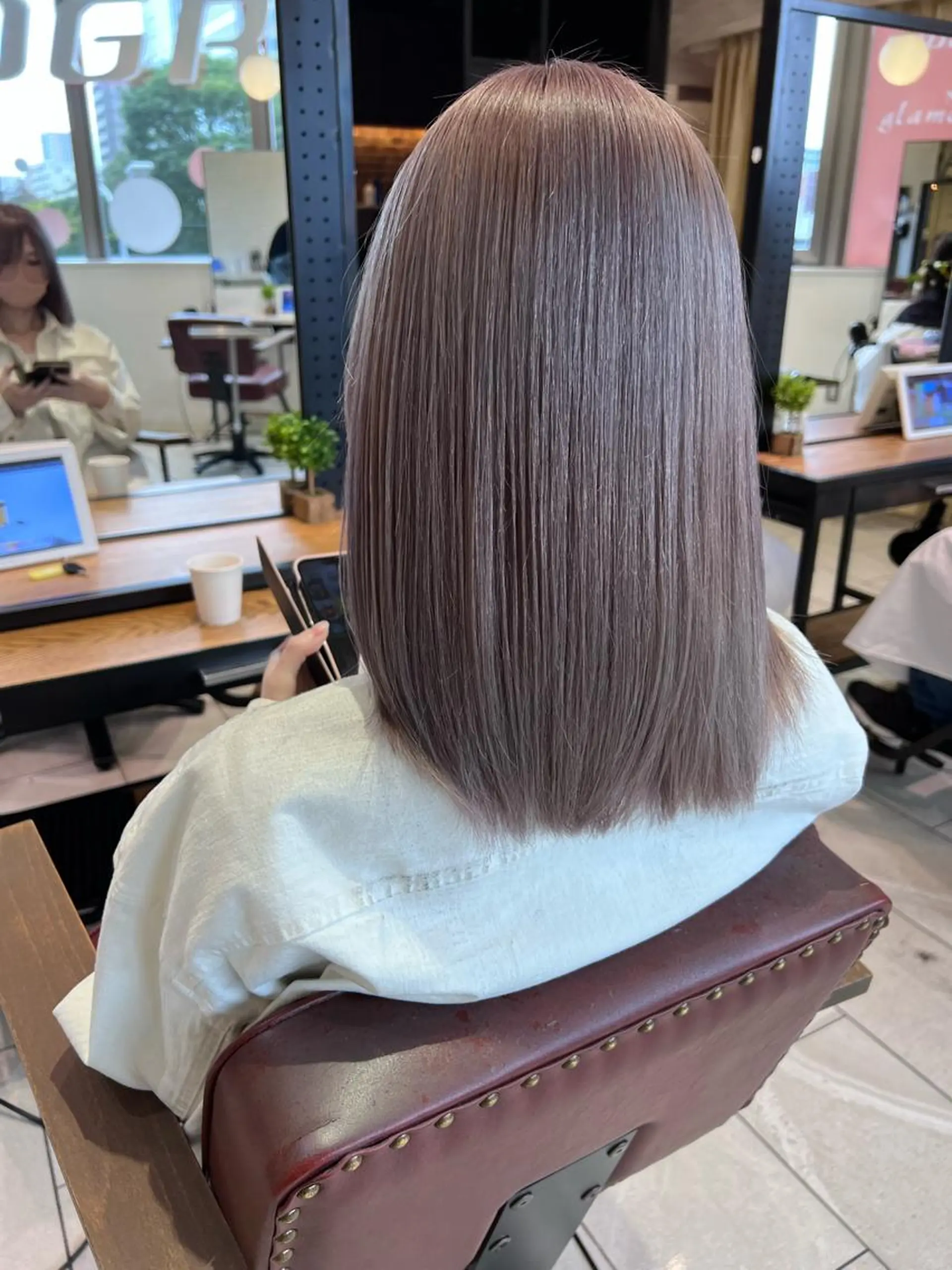 ミディアム カラー ブリーチ ヘアカラー オーガニック/白髪 ぼかし/斎藤相慶のヘアスタイル