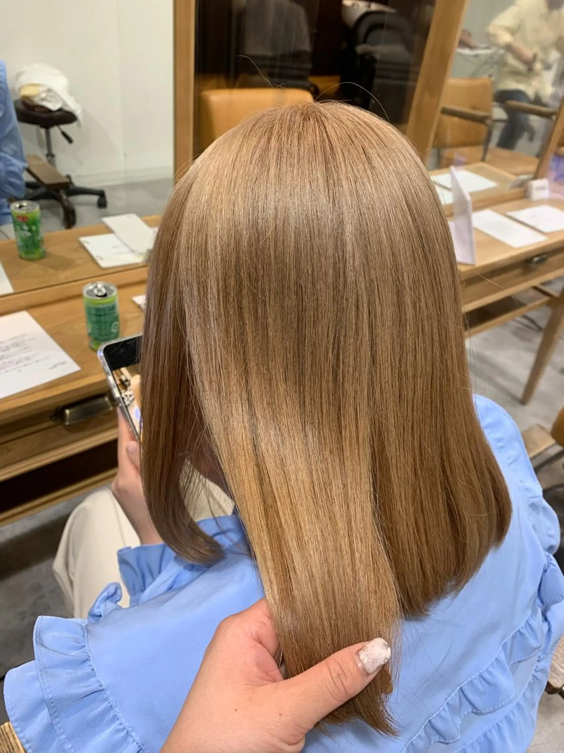 セミロング カラー ヘアカラー 福崎 真奈のヘアスタイル