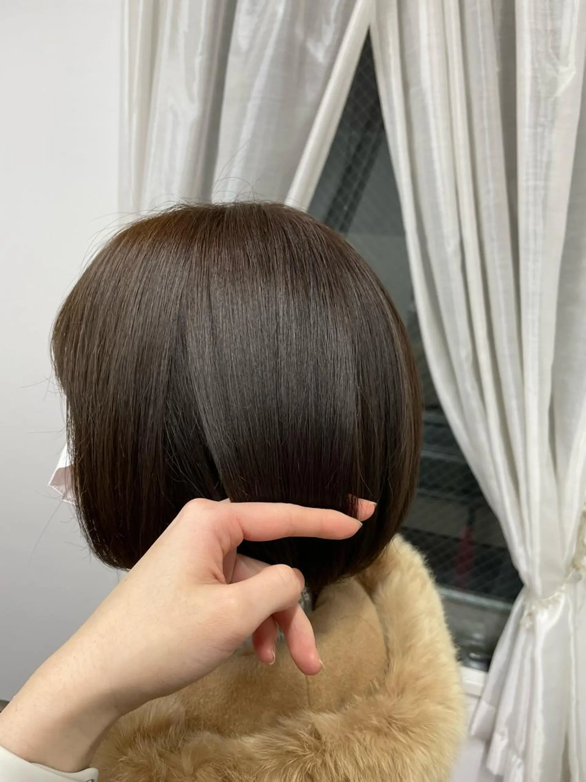 ショート カラー ベージュカラー 江里口 愛のヘアスタイル