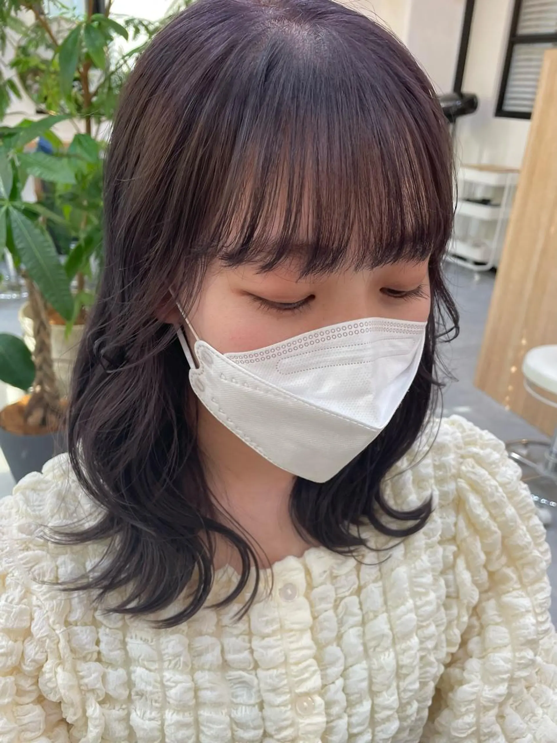 ミディアム カラー カット ヘアカラー トリートメント 高梨 菜々のヘアスタイル