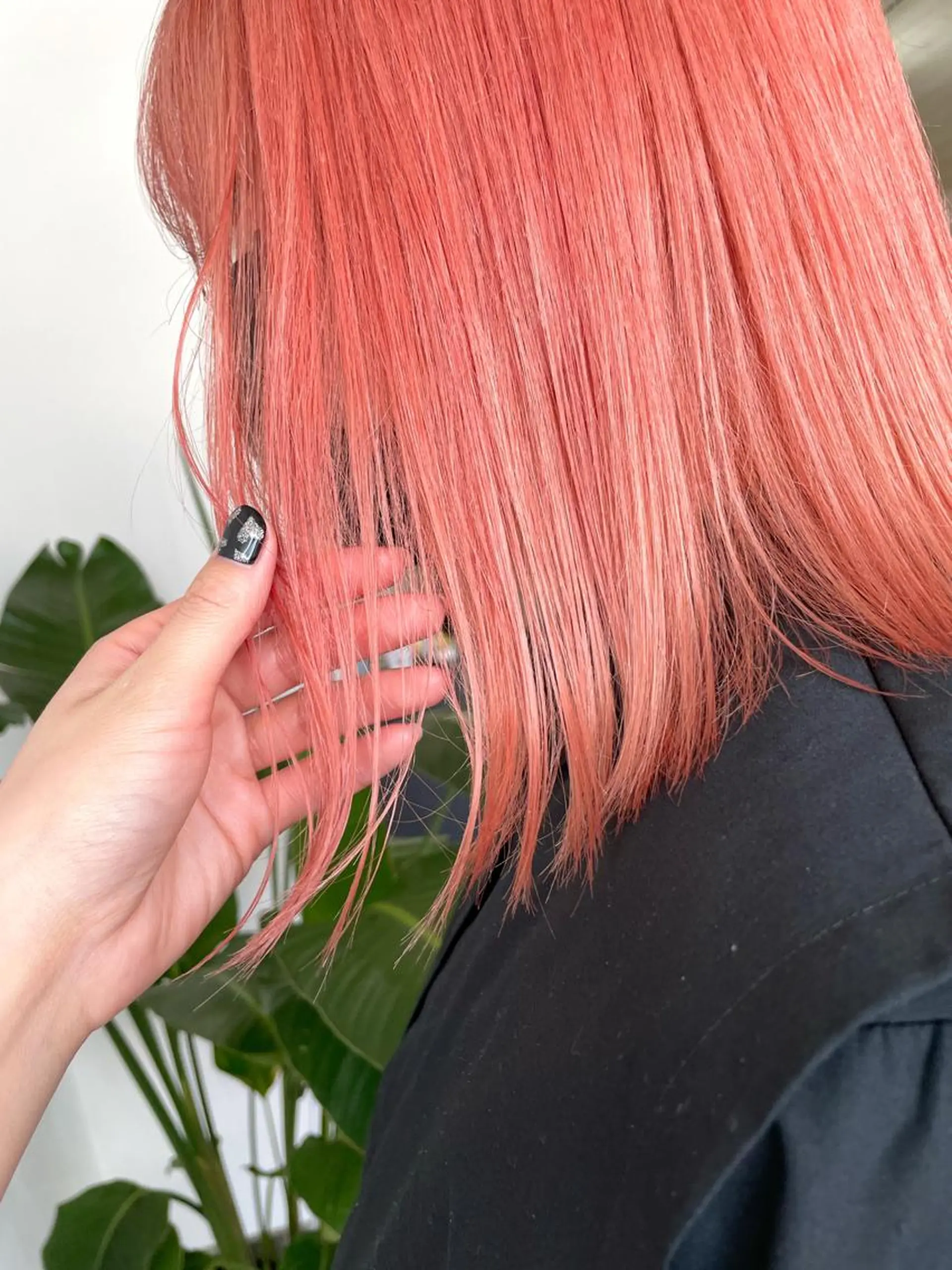 ミディアム カラー オレンジ オレンジピンク ピンクカラー ヘアカラー force  hair所属・🫧富田 苑実🫧のヘアスタイル