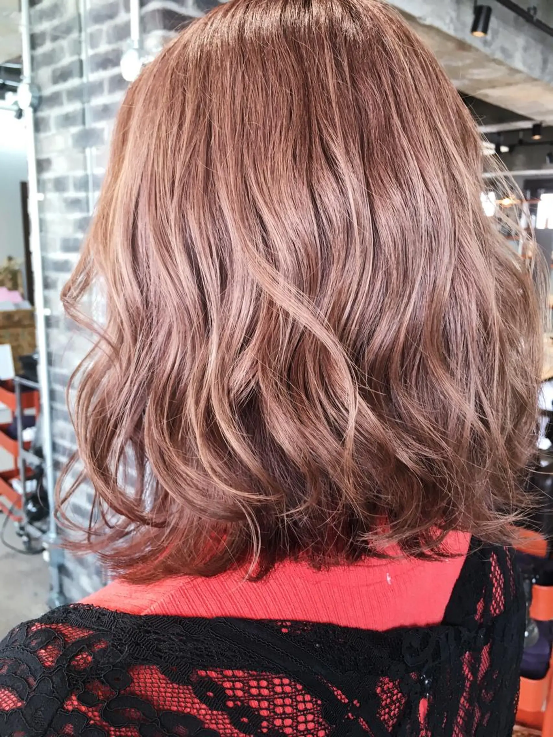 ミディアム カラー ベージュカラー 透明感カラー ピンクカラー ピンクベージュ ヘアカラー トリートメント 代表 中島貴志のヘアスタイル