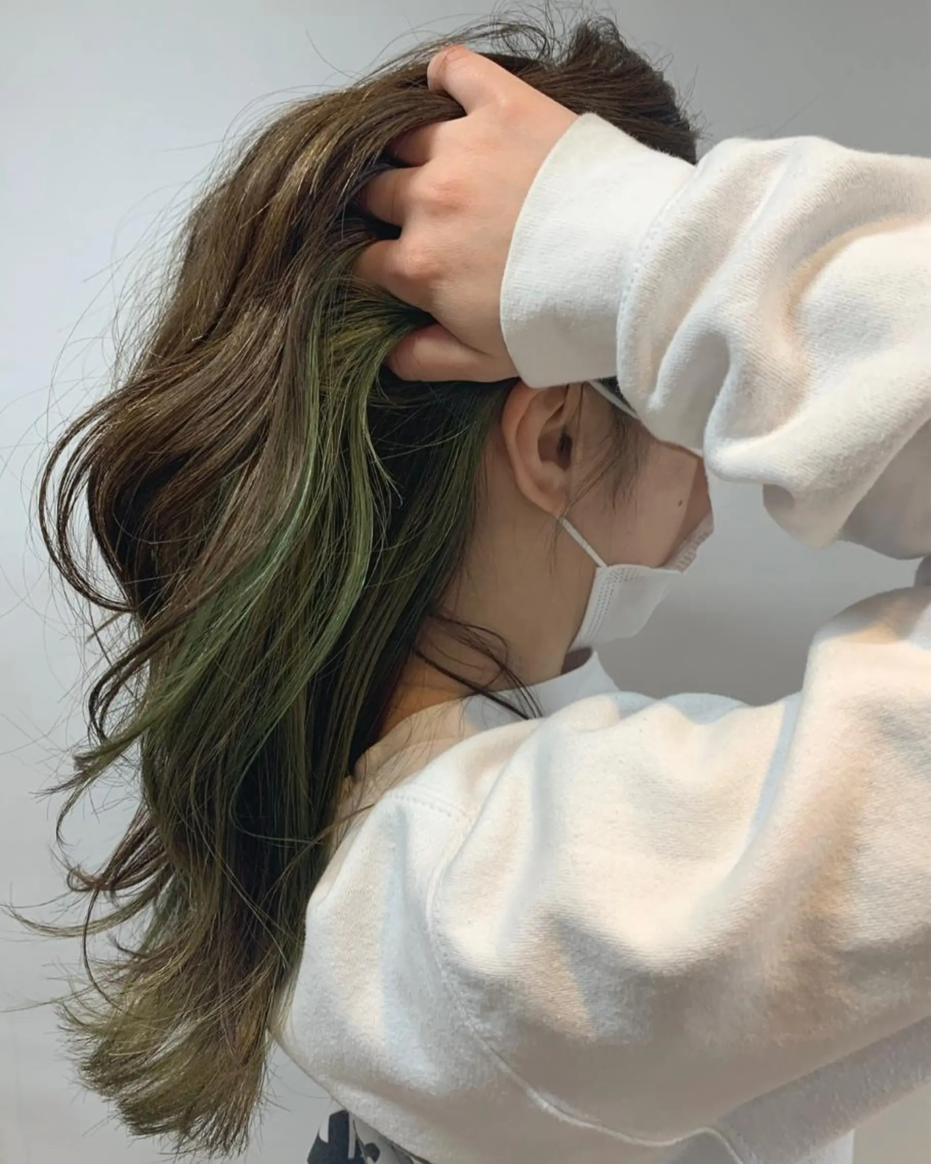 ロング カラー インナーカラー eyesburg W/est所属・ショートボブ 村上のヘアスタイル
