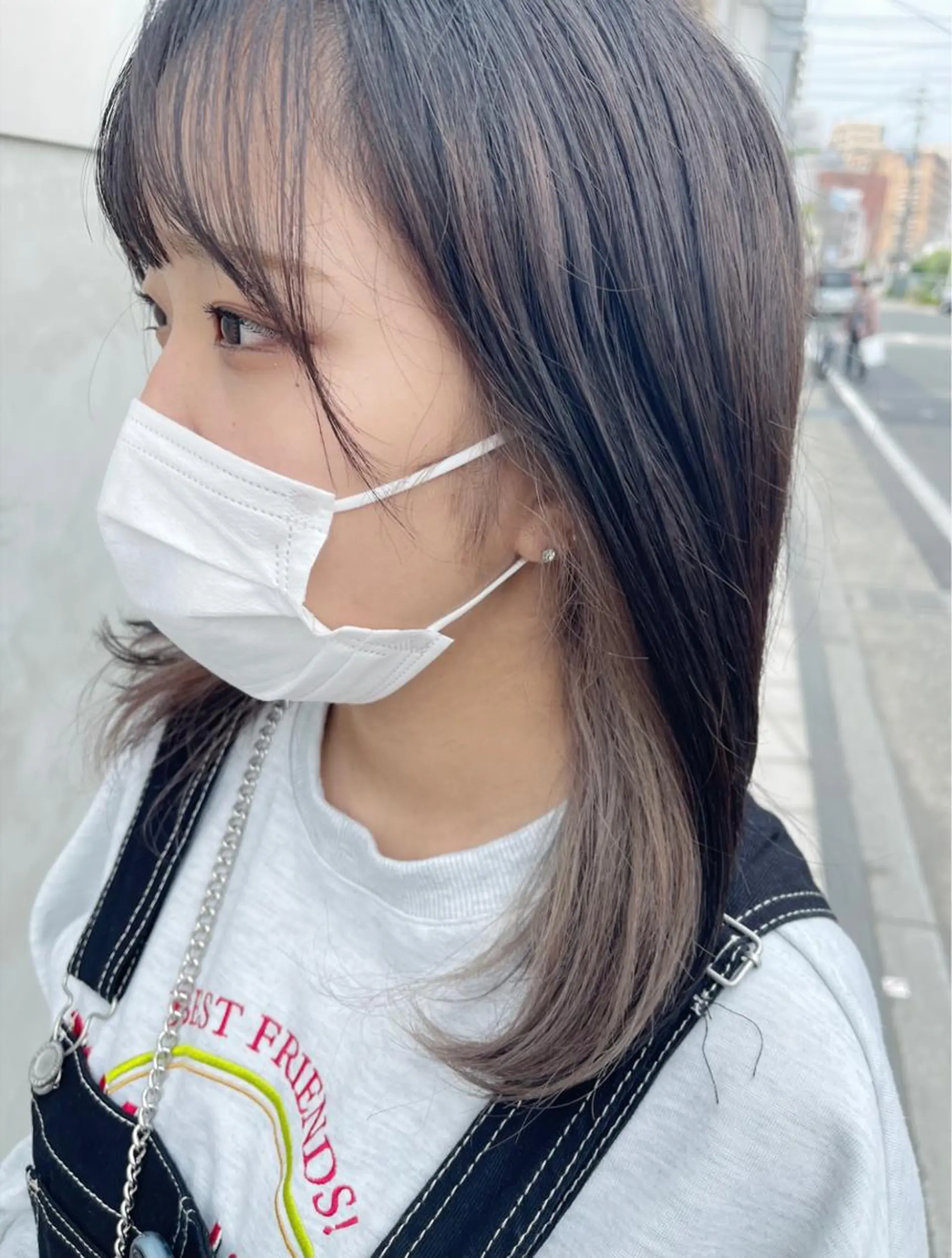 ミディアム カラー ベージュカラー インナーカラー miyu🎀まつ毛 透明感カラーのヘアスタイル
