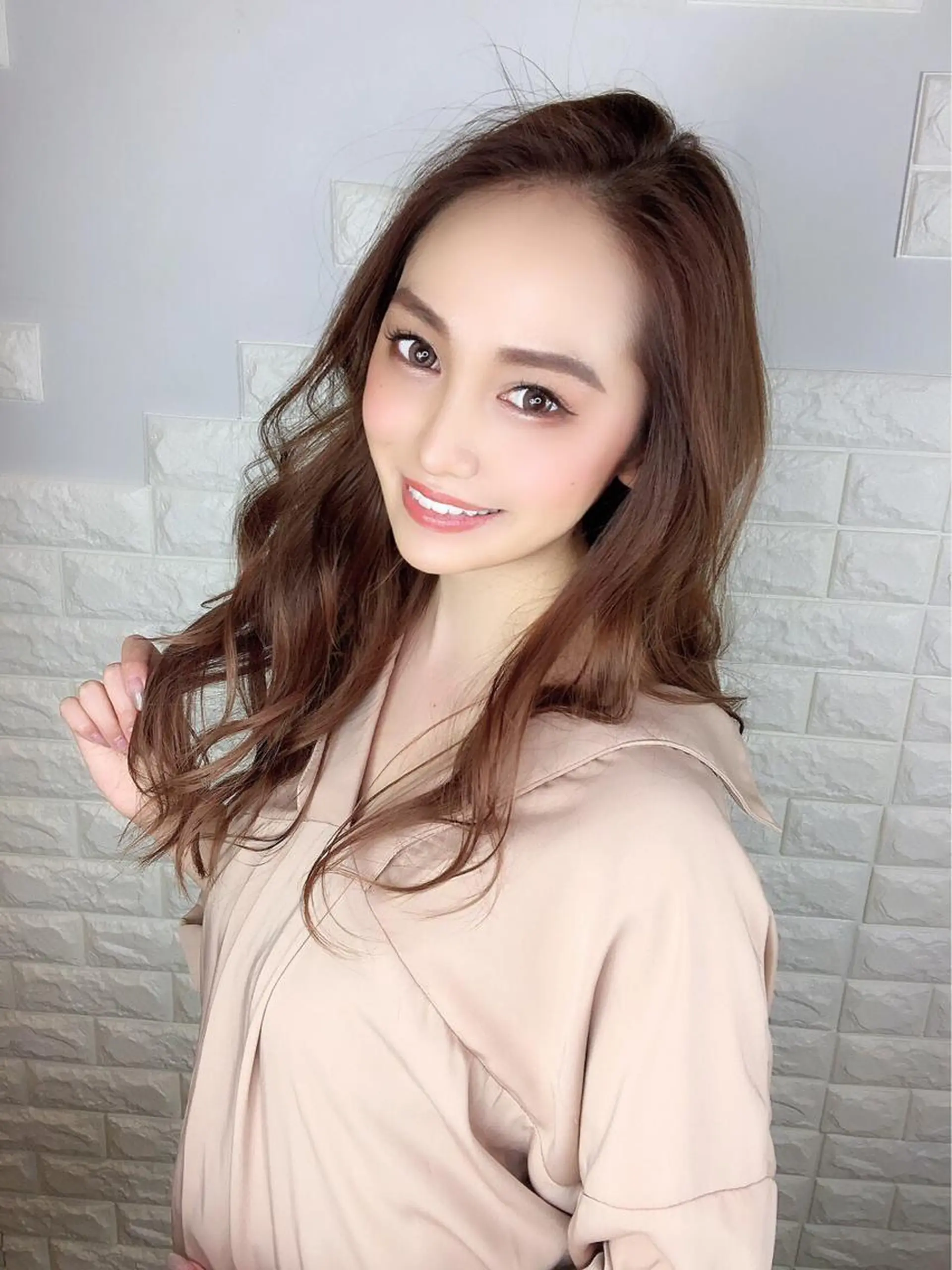 ロング カラー ヘアアレンジ プルエクステ エクステ ヘアカラー エクステ Shelltie Fiel (シェルティフィエル)所属・次世代シールエクステ 錦糸町 小泉 朋之のヘアスタイル