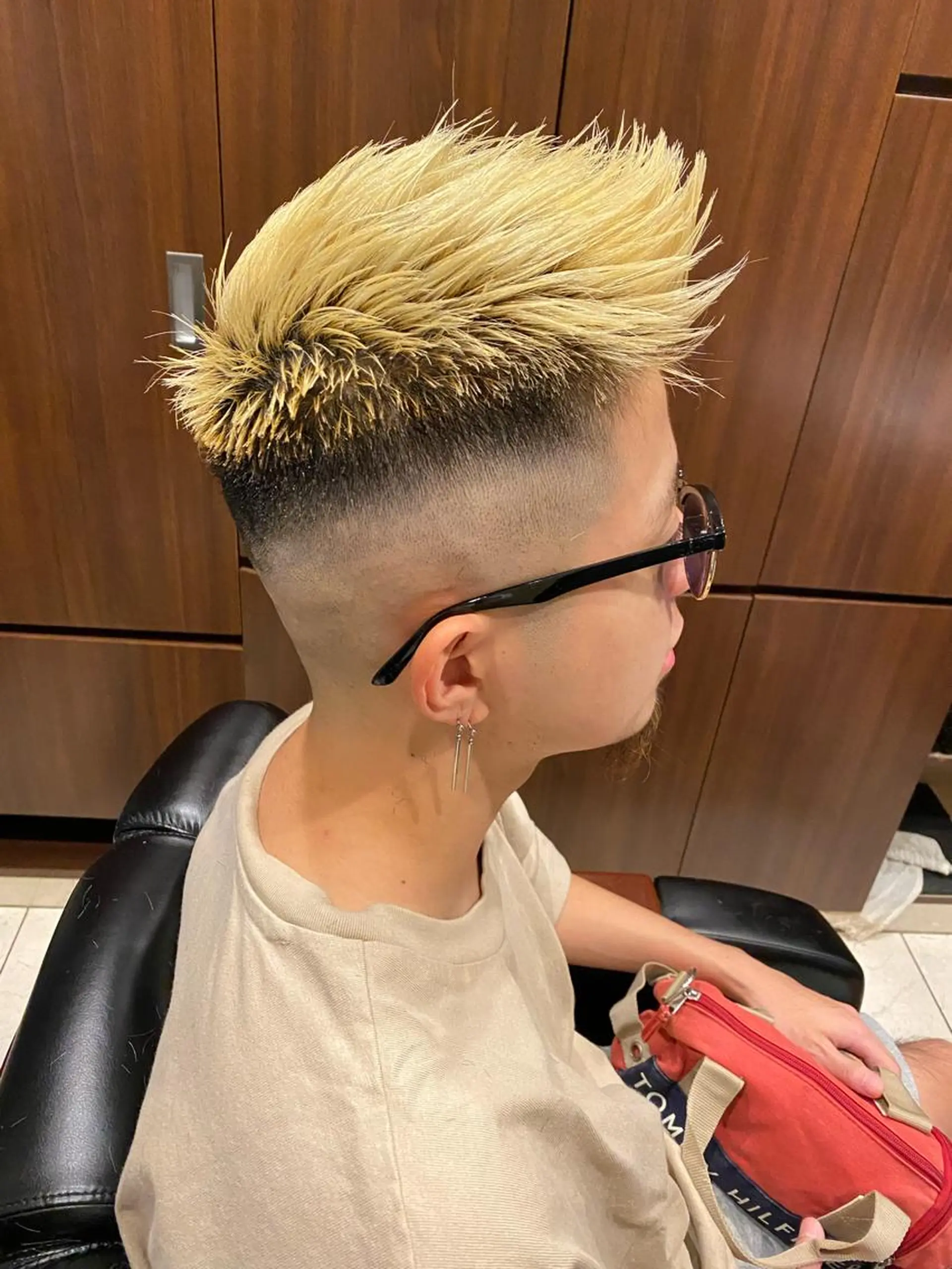 ショート カラー メンズ ヒロ銀座ヘアーサロン BARBER SHOP川崎店所属・岡本 宗士のヘアスタイル