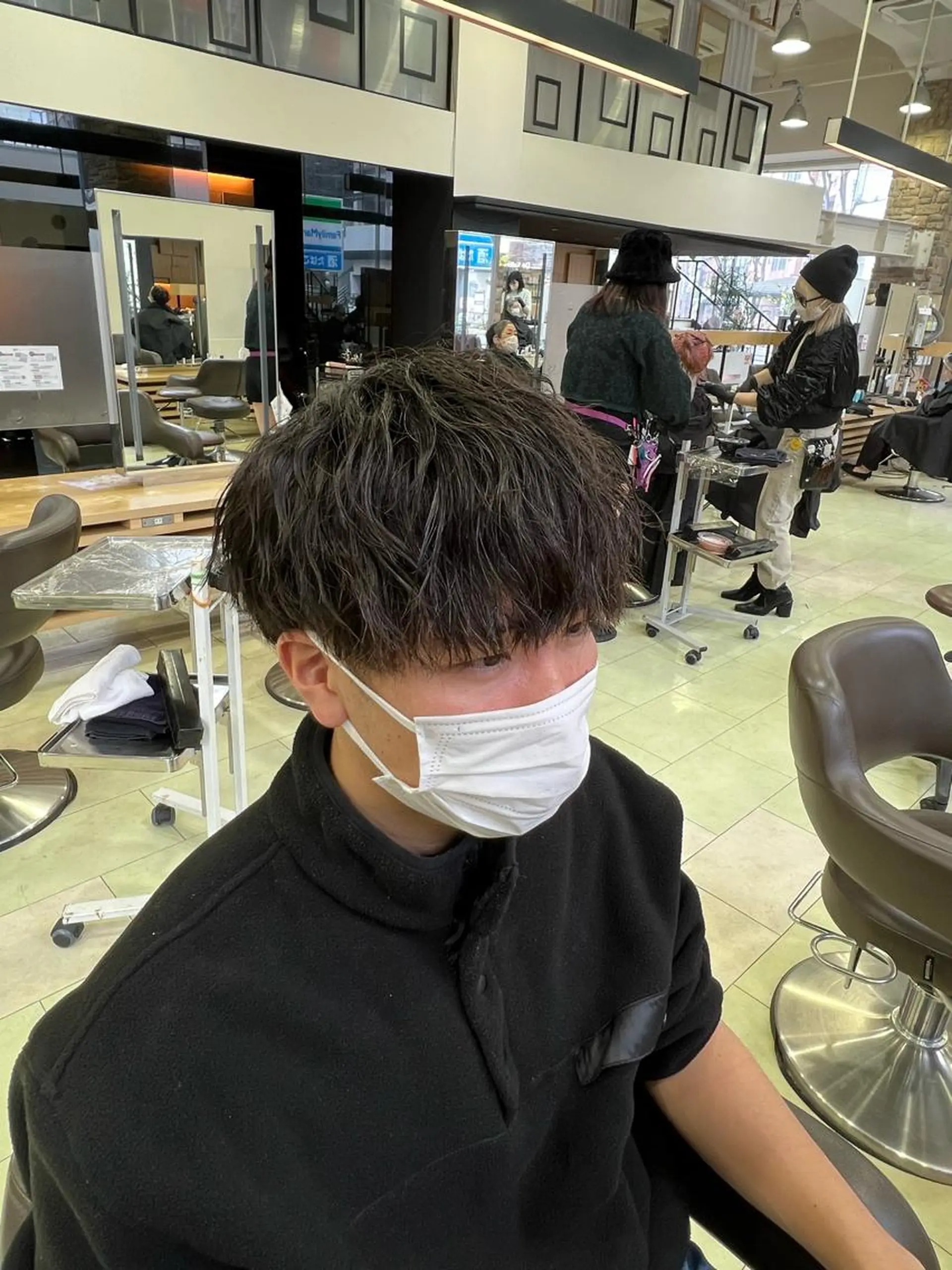 ショート メンズ マッシュ 学生（メンズ向け） 刈り上げ 学生 カット トリートメント 韓国ヘアダウンパーマ シャドウパーマ/航太のヘアスタイル