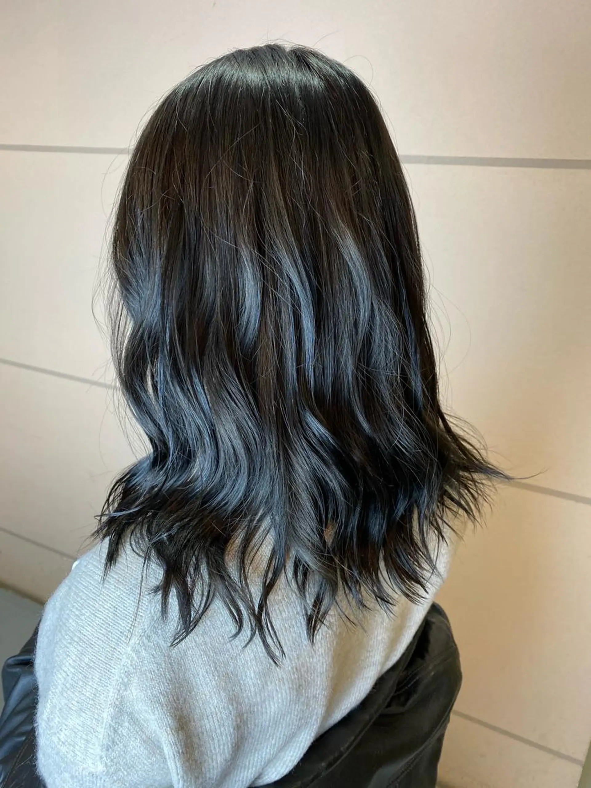 セミロング カラー TRUCK トラックのヘアスタイル