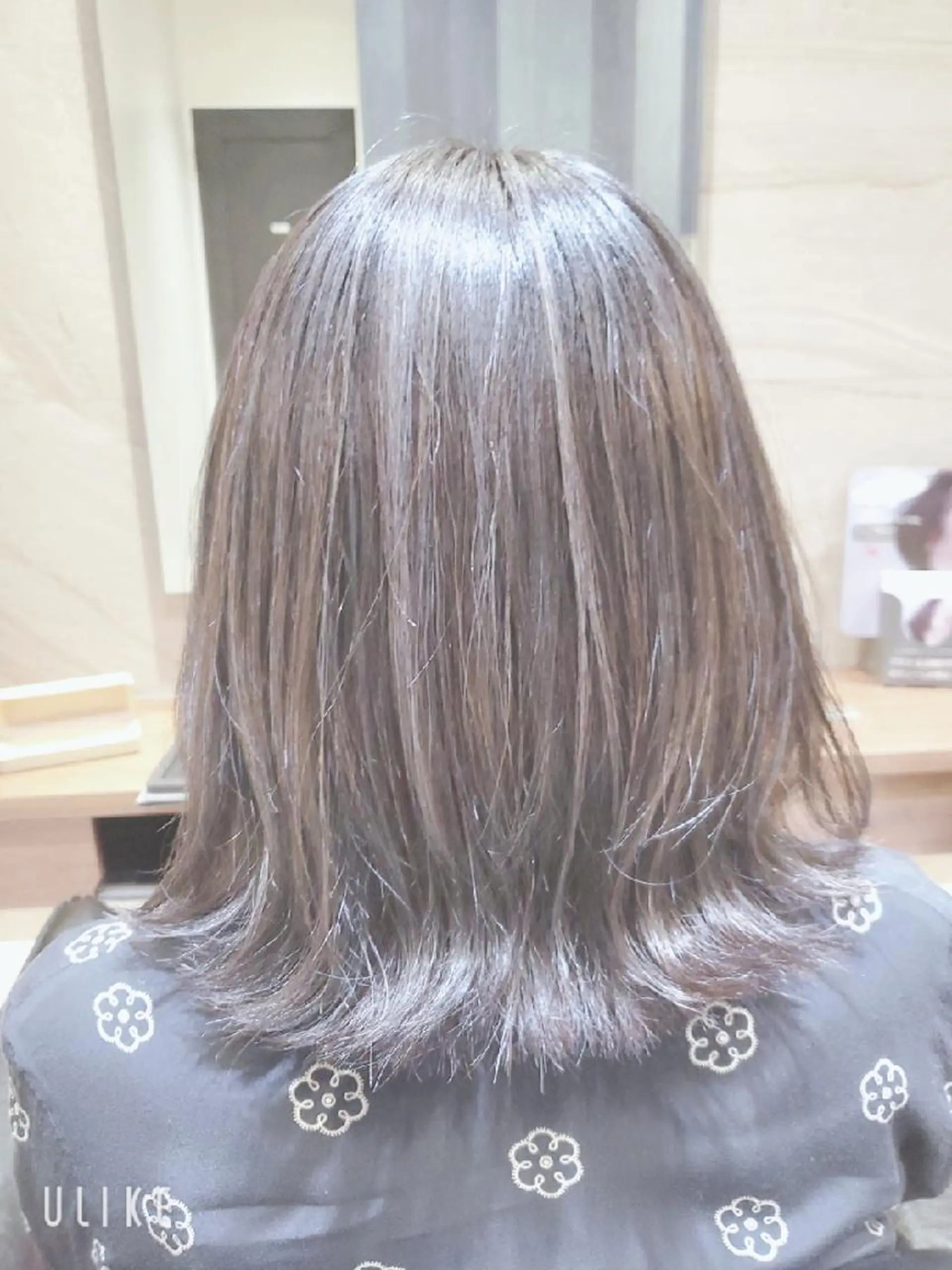 ミディアム カラー アッシュ ハイライトカラー ハイライト 💎カラー特化💎 長嶺文江💎のヘアスタイル