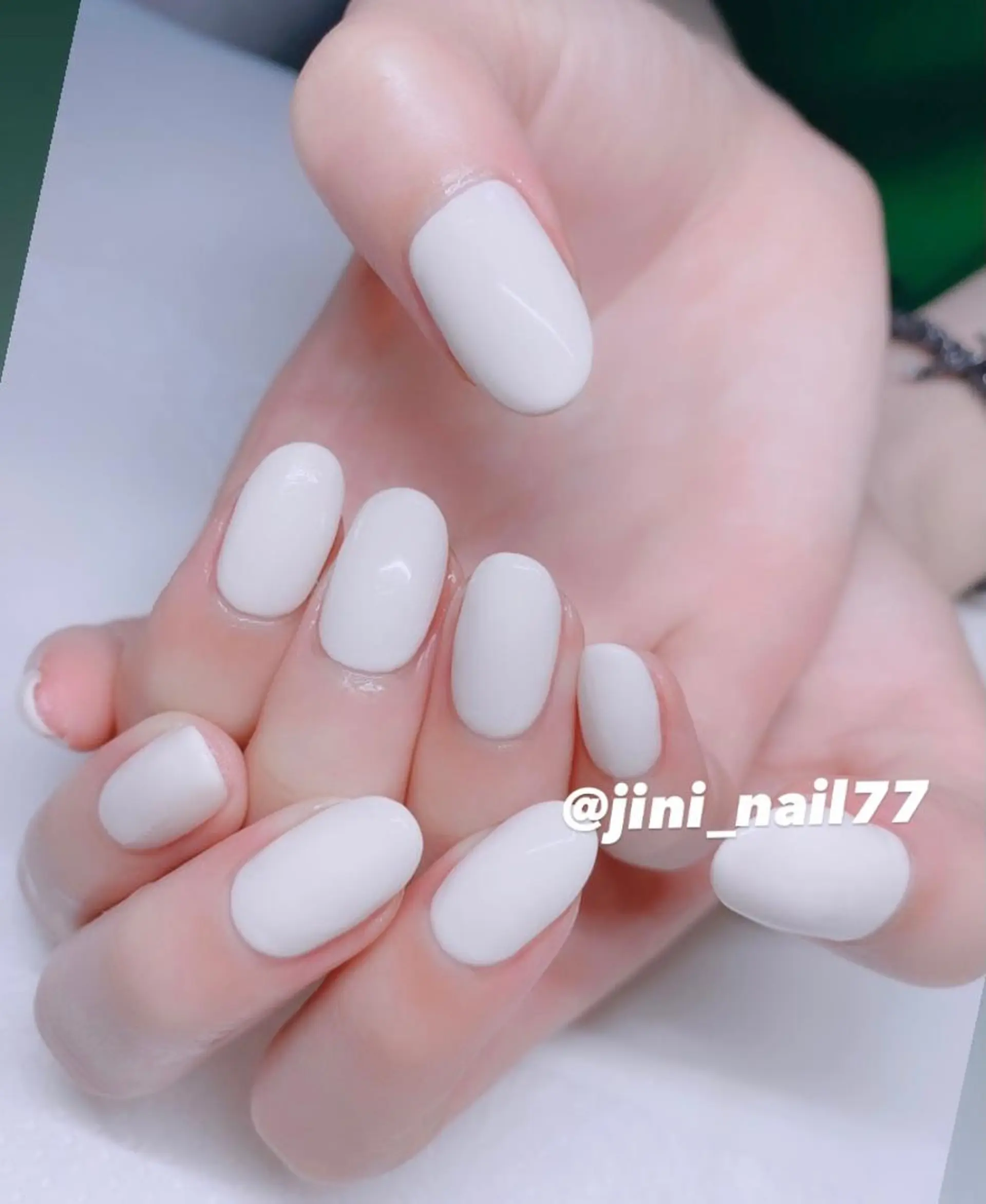 ネイル ハンドネイル JINI NAIL所属・ジニ ネイルのネイルデザイン