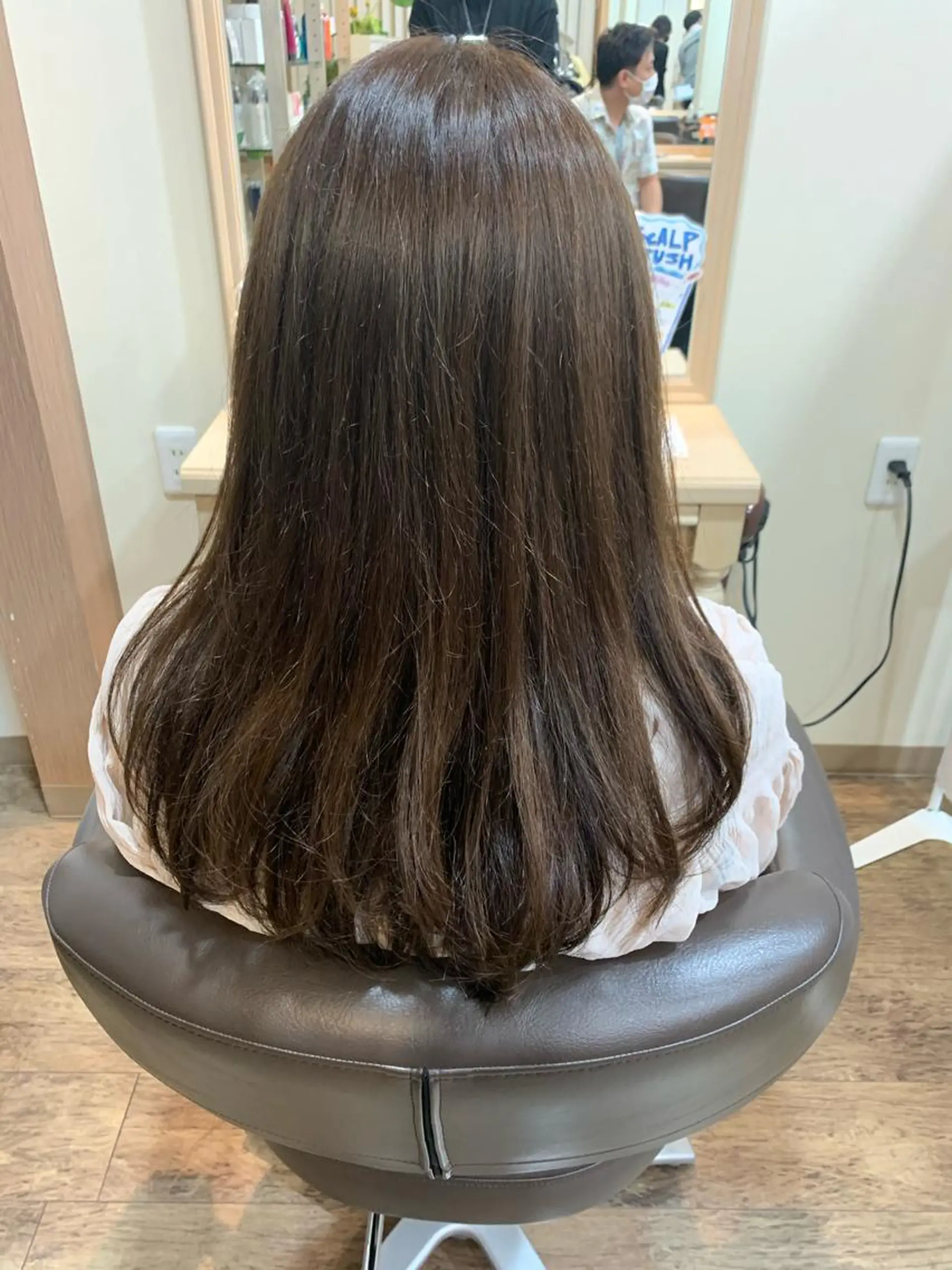 セミロング 韓国ヘア/レイヤー 🇰🇷/艶髪/長橋のヘアスタイル