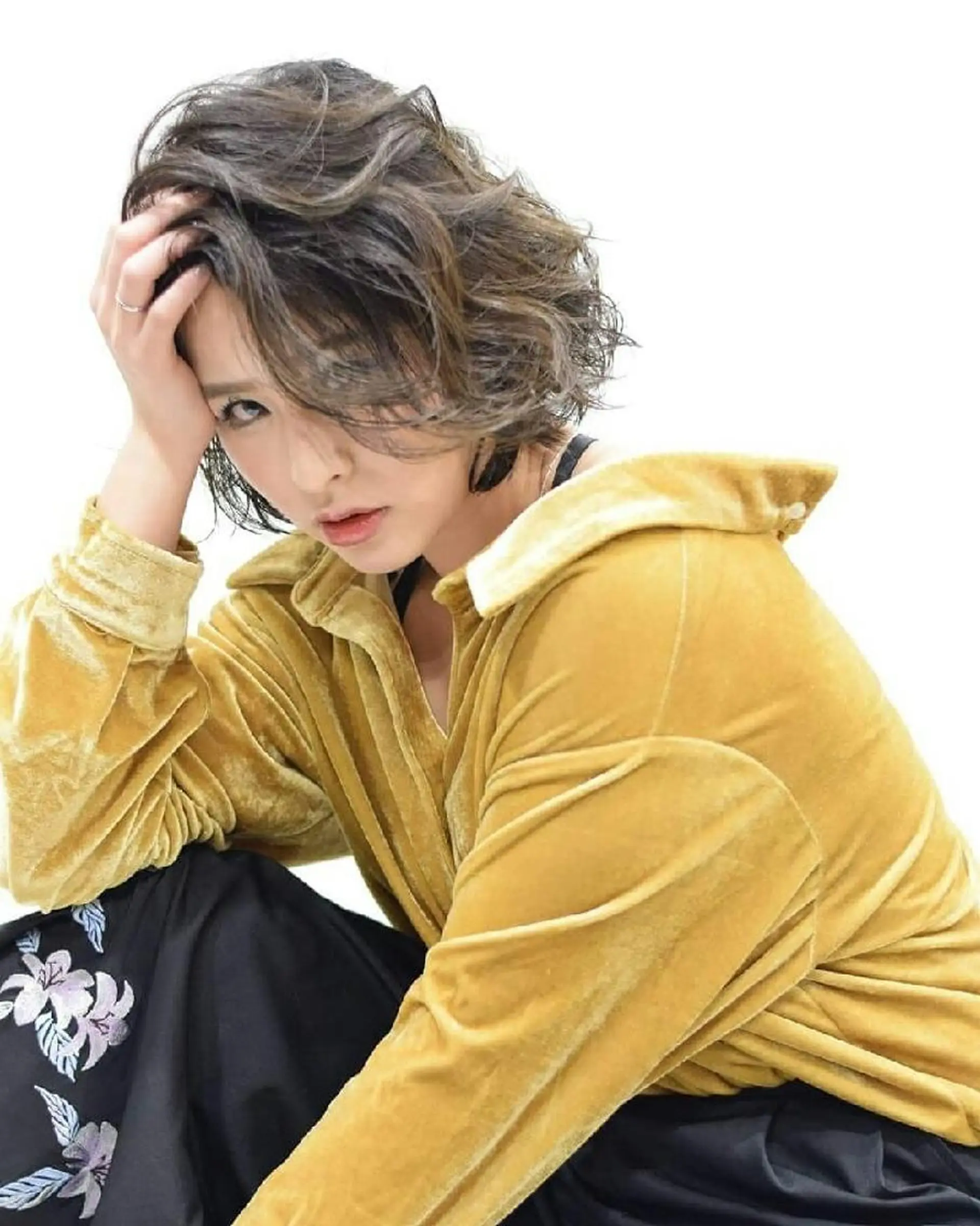 ミディアム ヘアカラー 鈴木 貴之のヘアスタイル