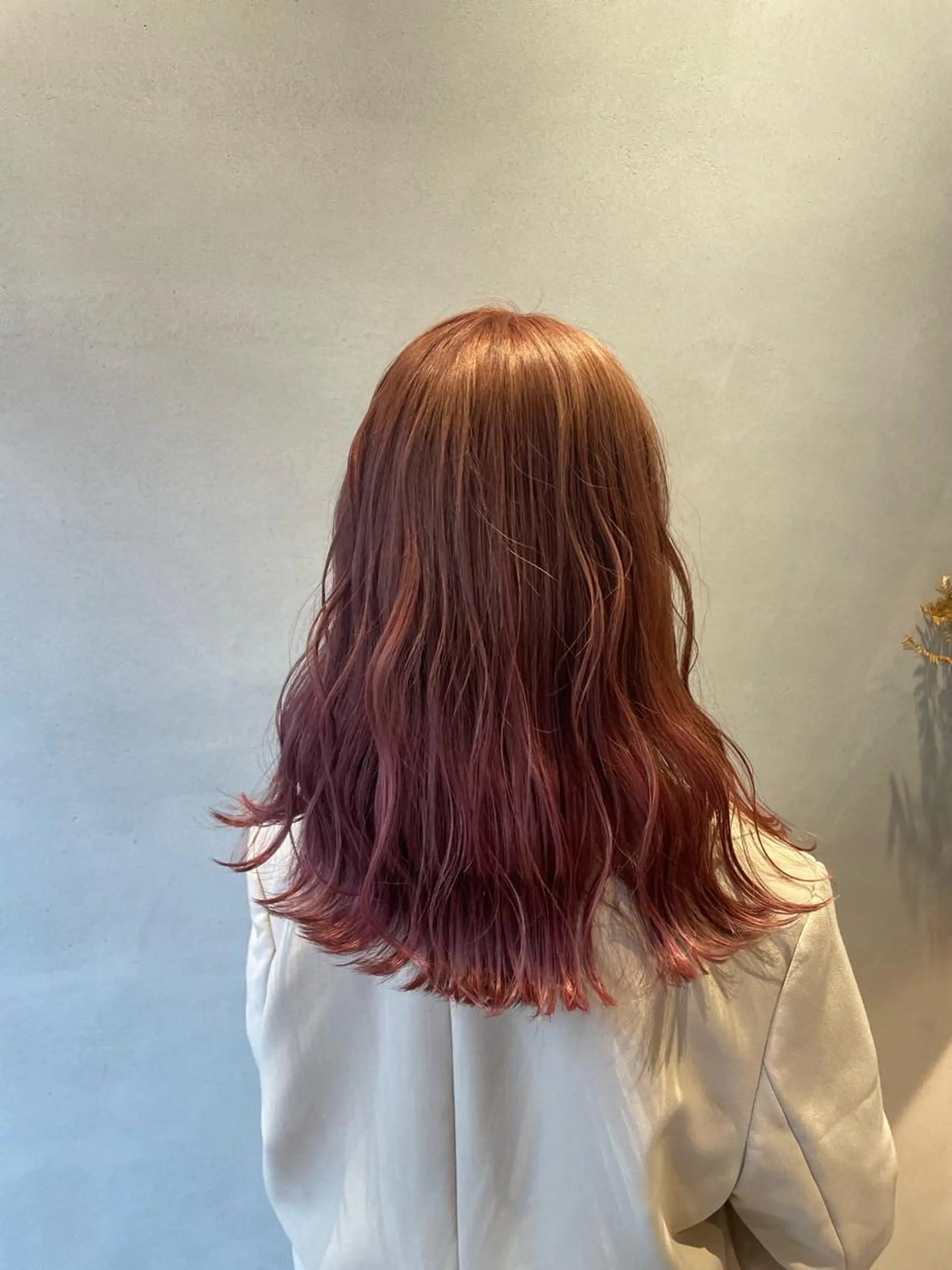 ロング カラー ベージュカラー ピンクカラー ピンクベージュ 森 遥菜のヘアスタイル