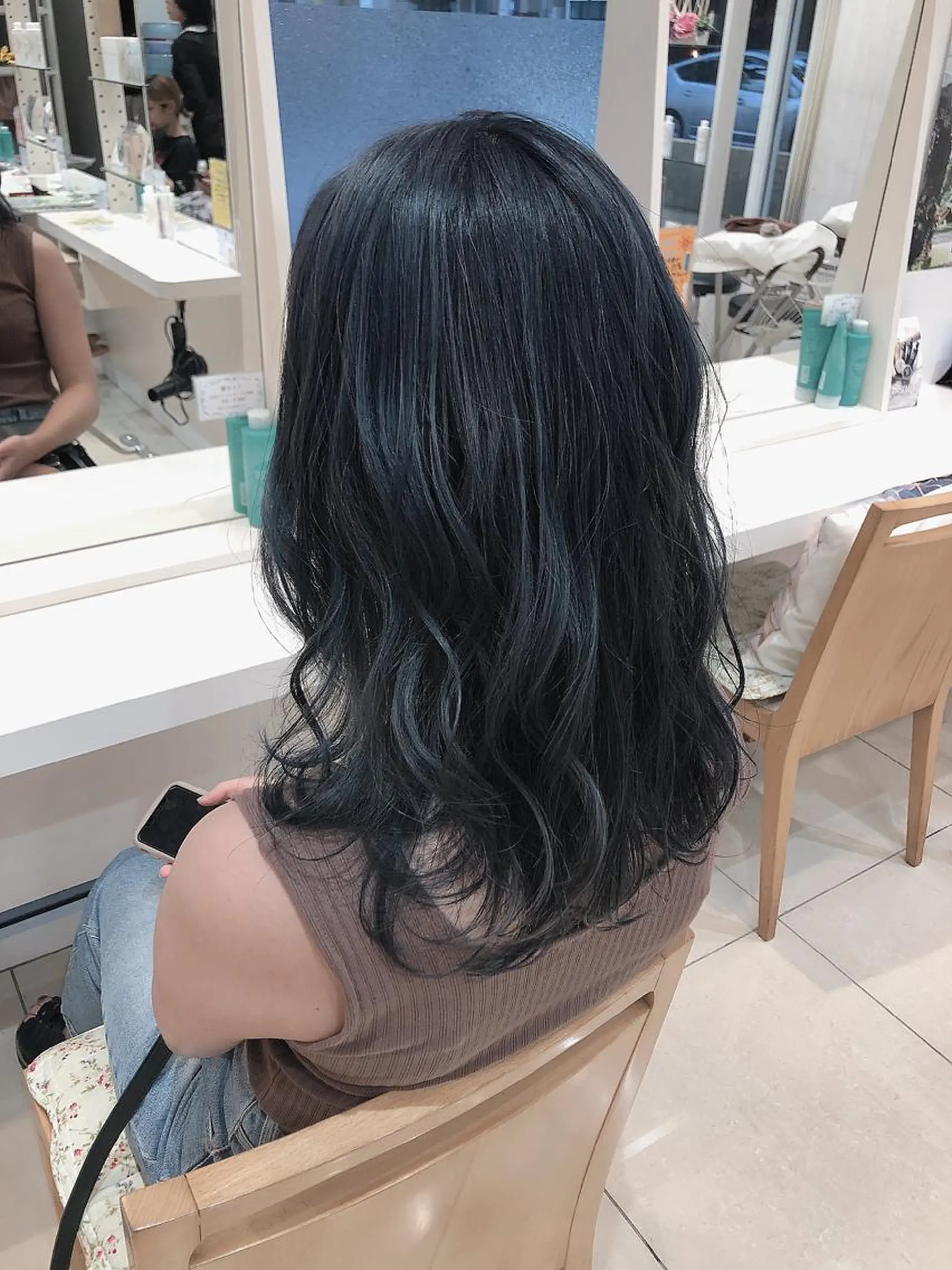 セミロング カラー ブルーカラー ブルージュ はだゆうき @hadadan08のヘアスタイル