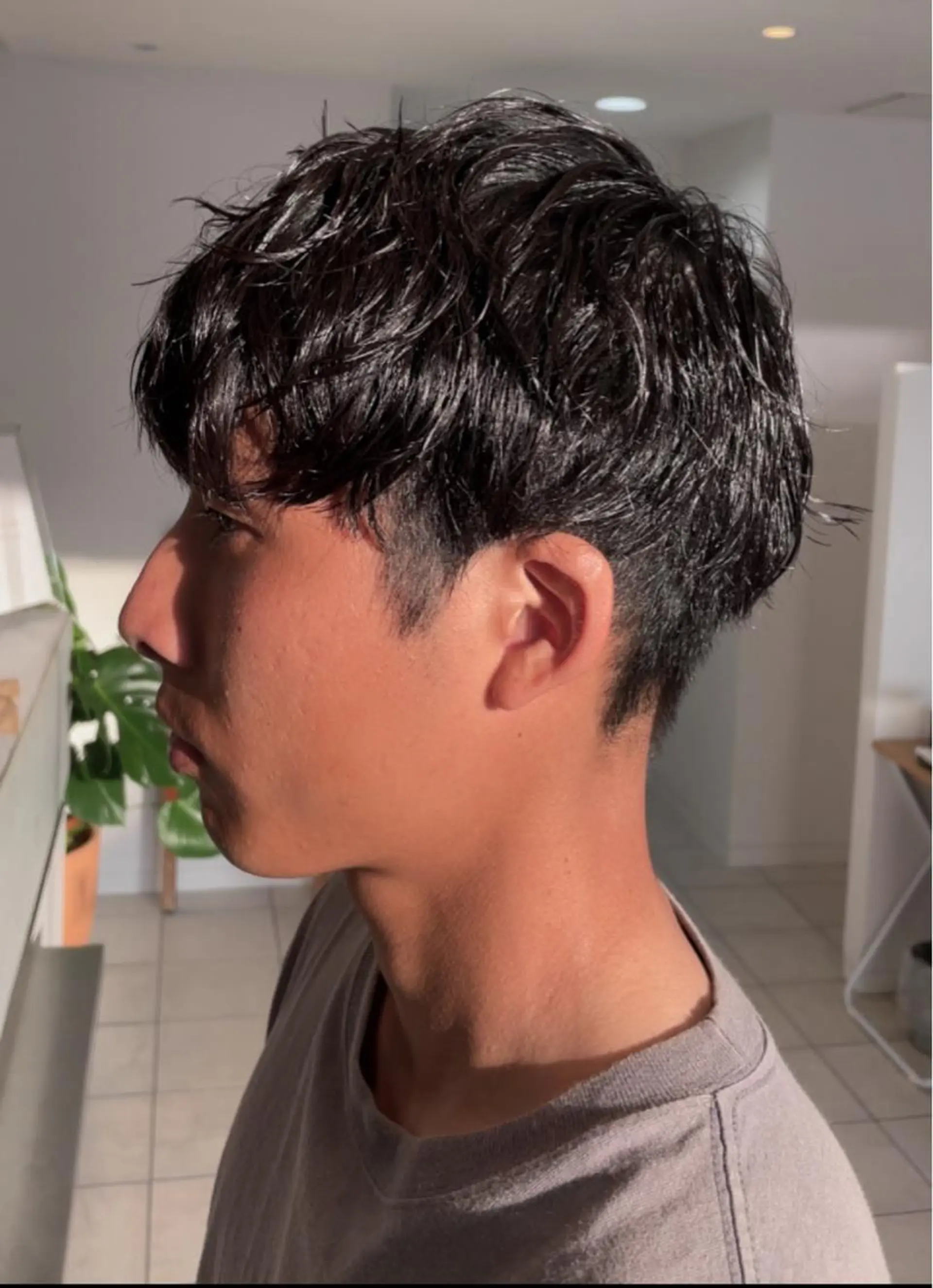 ショート パーマ メンズ 髪質改善、癖毛直し 縮毛矯正指名No.1のヘアスタイル