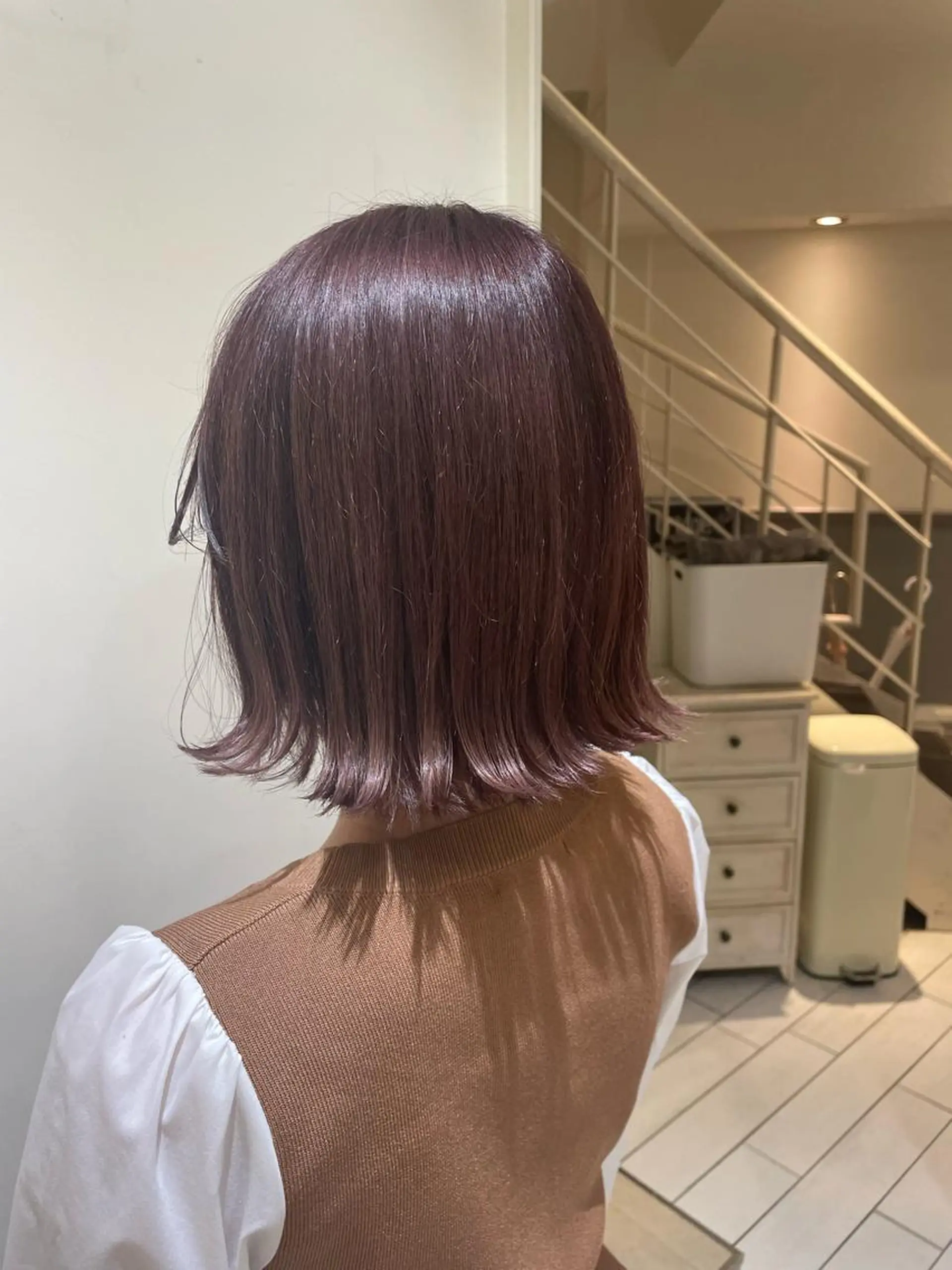 ミディアム カラー ベージュカラー ブリーチ ピンクカラー 佐久間 成恵のヘアスタイル