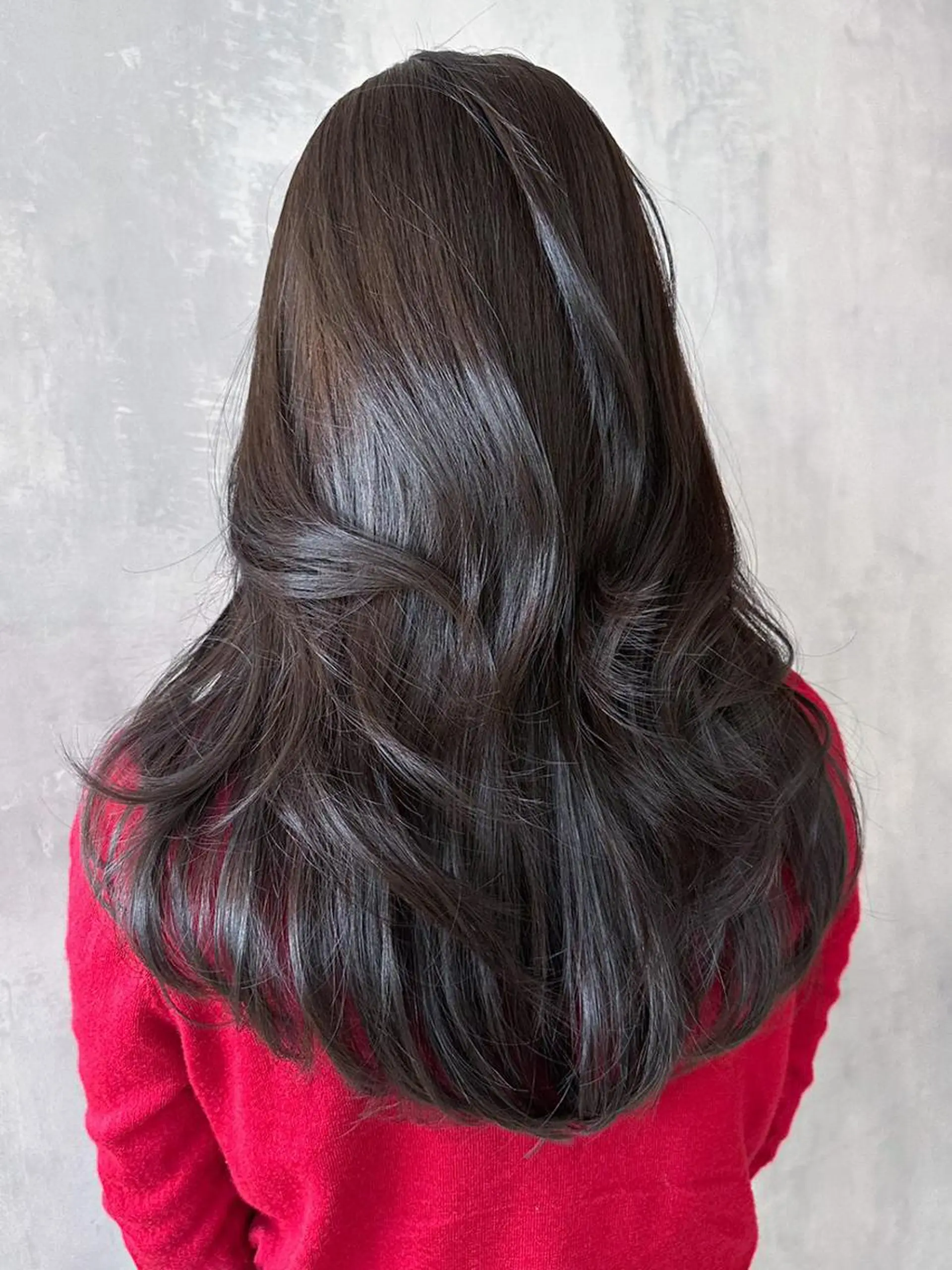 セミロング カラー アッシュ アッシュグレー レイヤーカット カット ヘアカラー トリートメント ITbyALBUM 八王子店のヘアスタイル