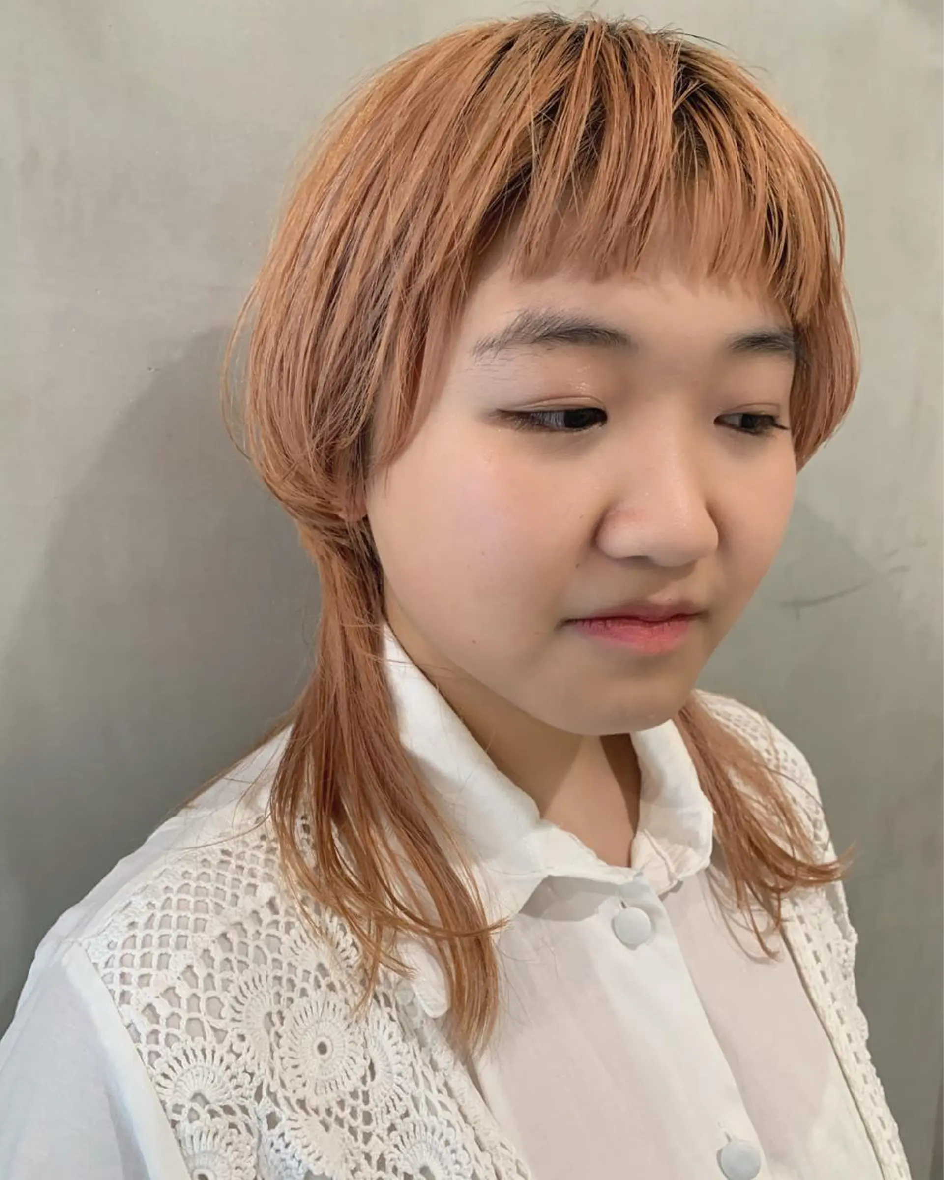 ミディアム カラー カット ヘアカラー トリートメント 優 作のヘアスタイル