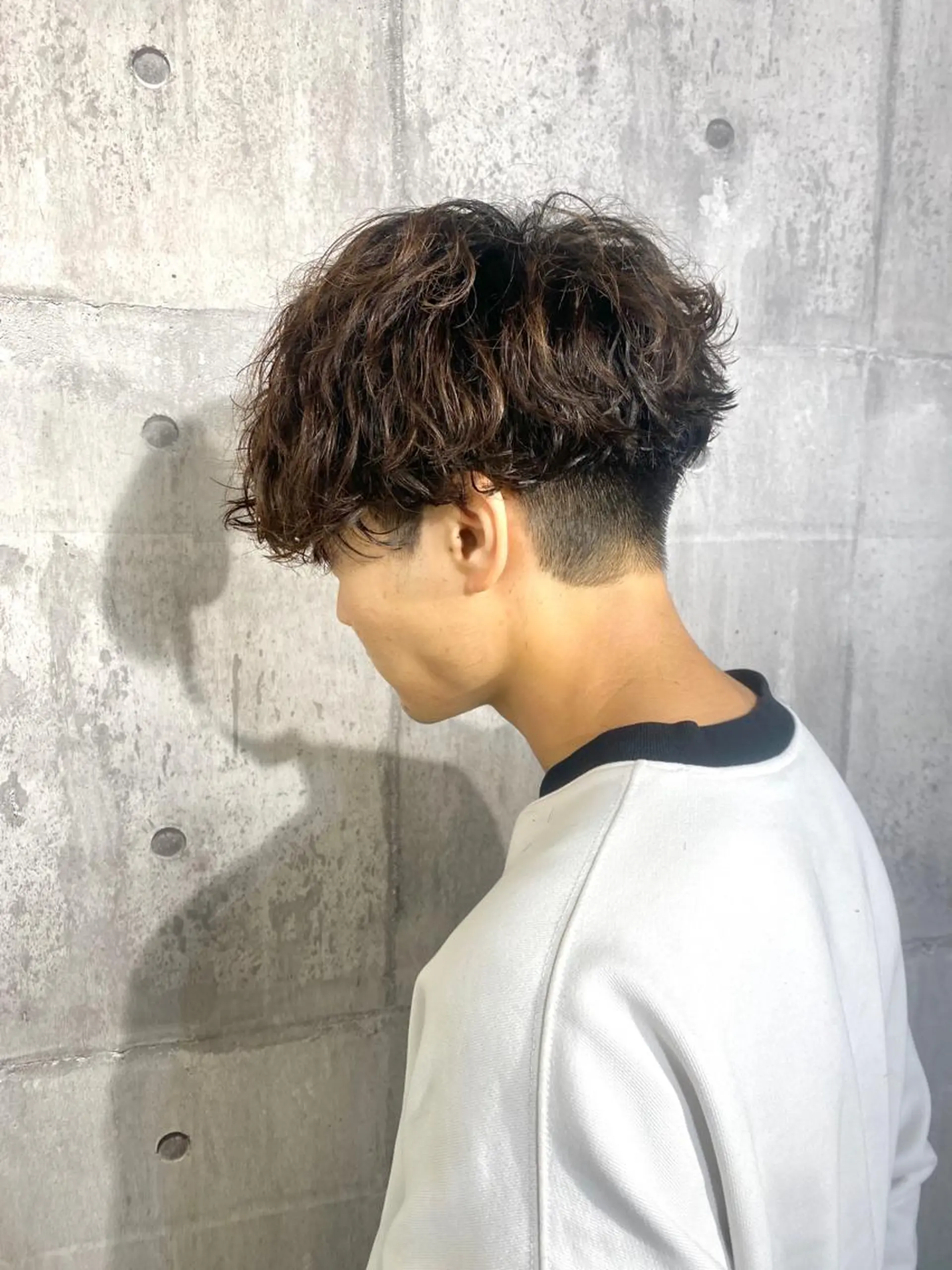 ミディアム カット パーマ Maison 寺尾拓朗のヘアスタイル