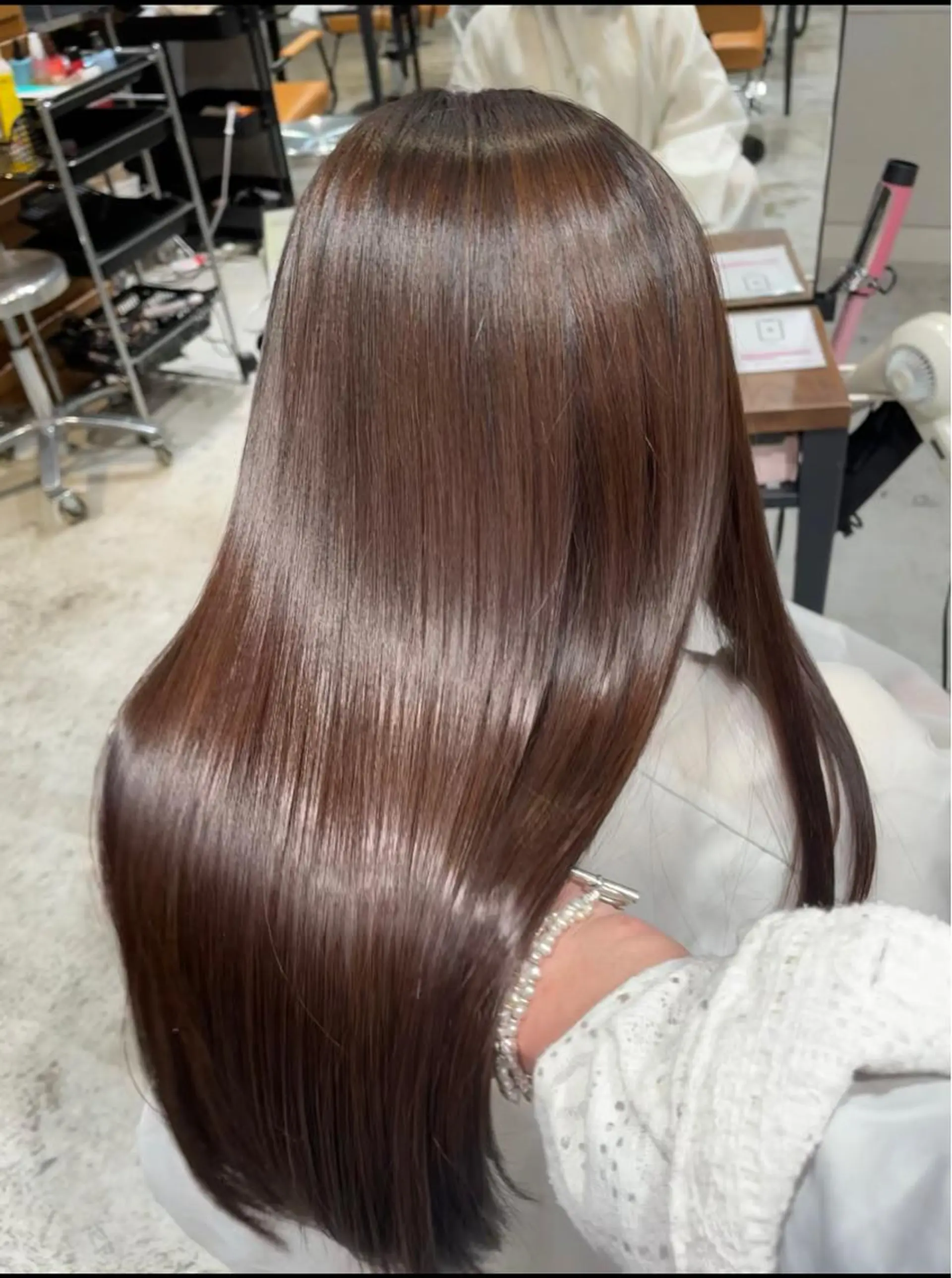 カラー 福間克徳/顔まわり /レイヤーカットのヘアスタイル