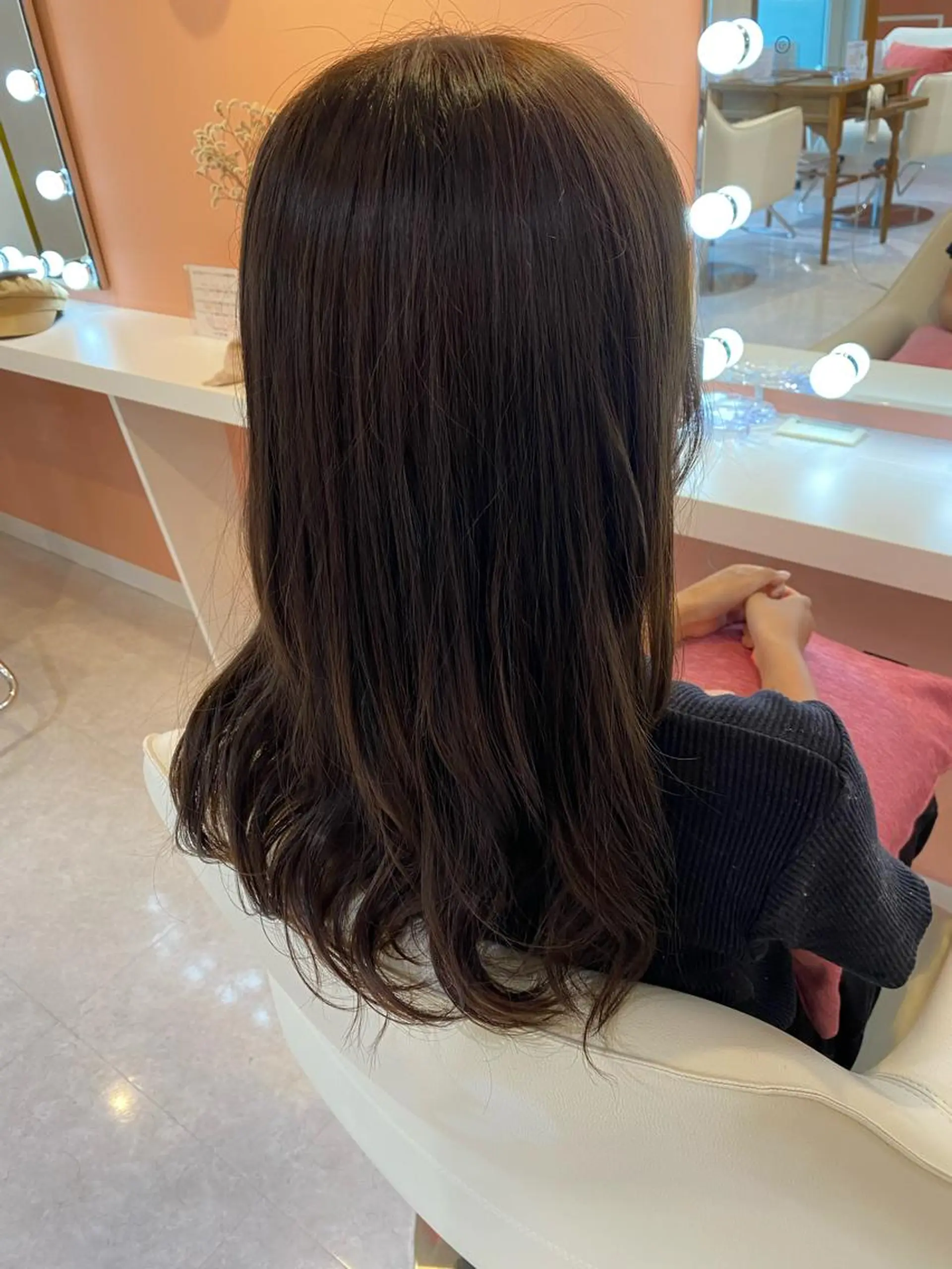 ロング カラー ヘアカラー 梛木 唯のヘアスタイル