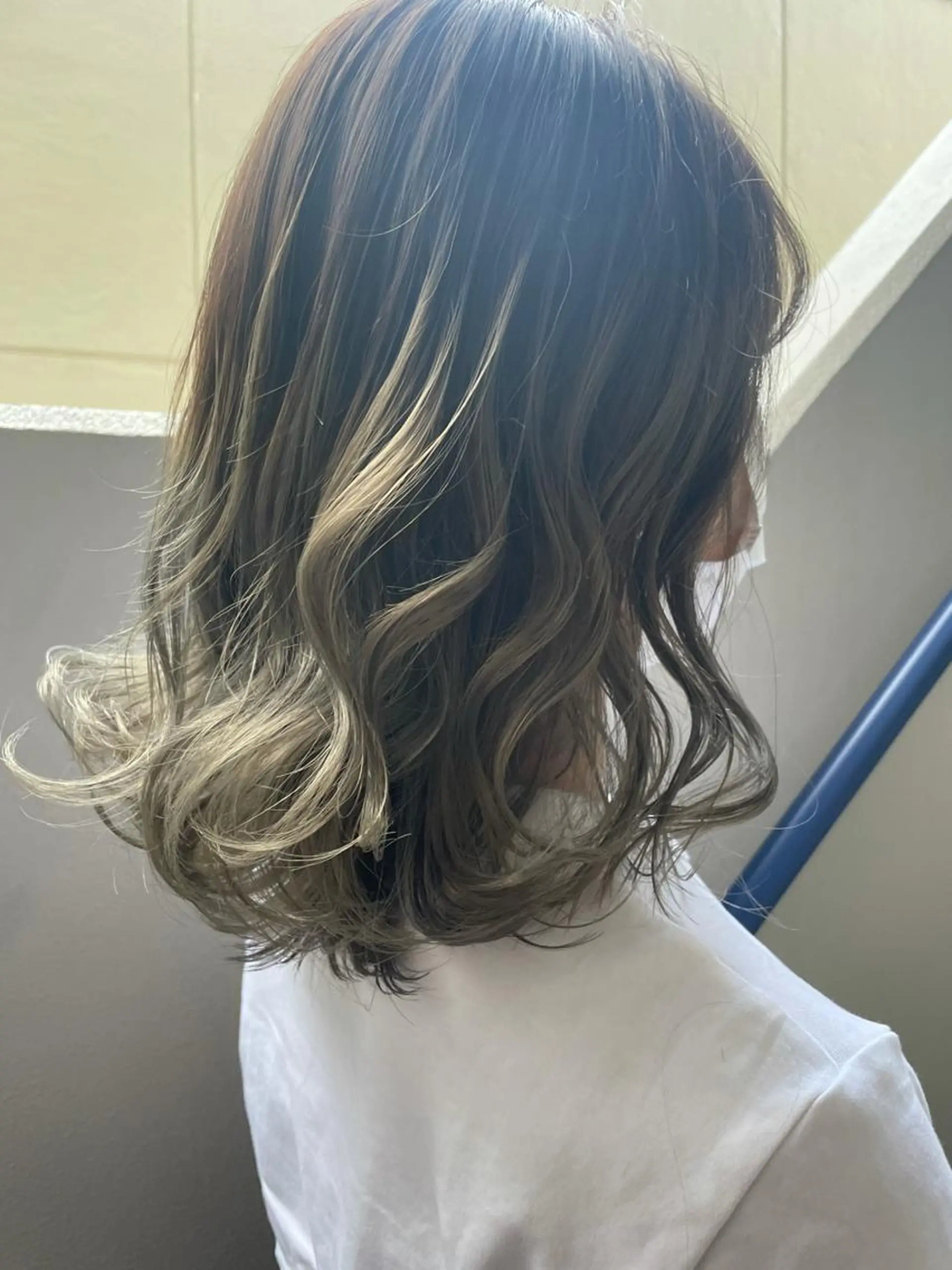 ミディアム カラー AUBEHAIRnoa熊谷店所属・中島紫乃  レイヤー 🇰🇷🌈のヘアスタイル