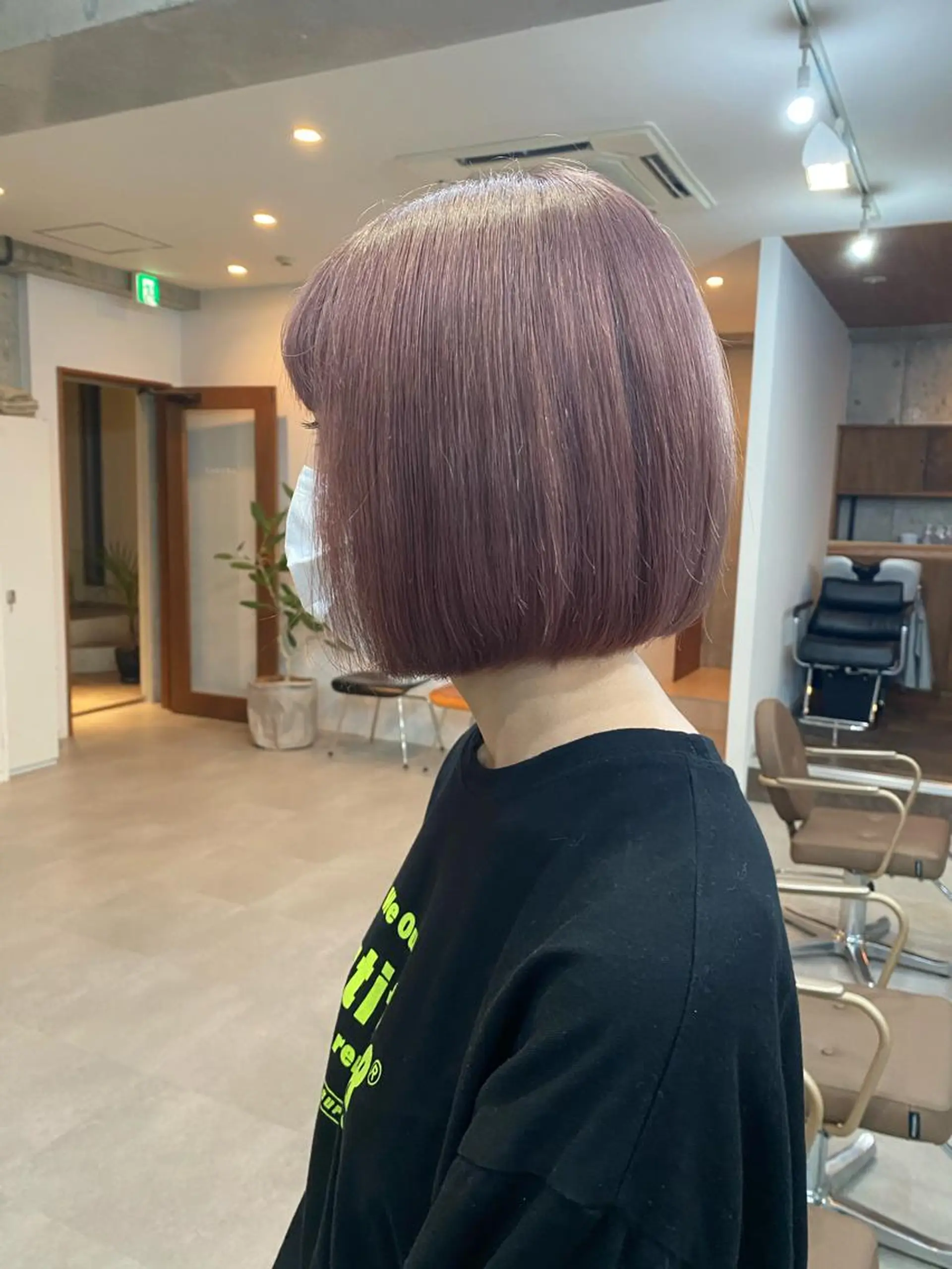 ショート カラー ベージュカラー ピンクカラー ピンクベージュ ボブ salowin 渋谷　joule所属・美髪矯正 韓国レイヤーのヘアスタイル