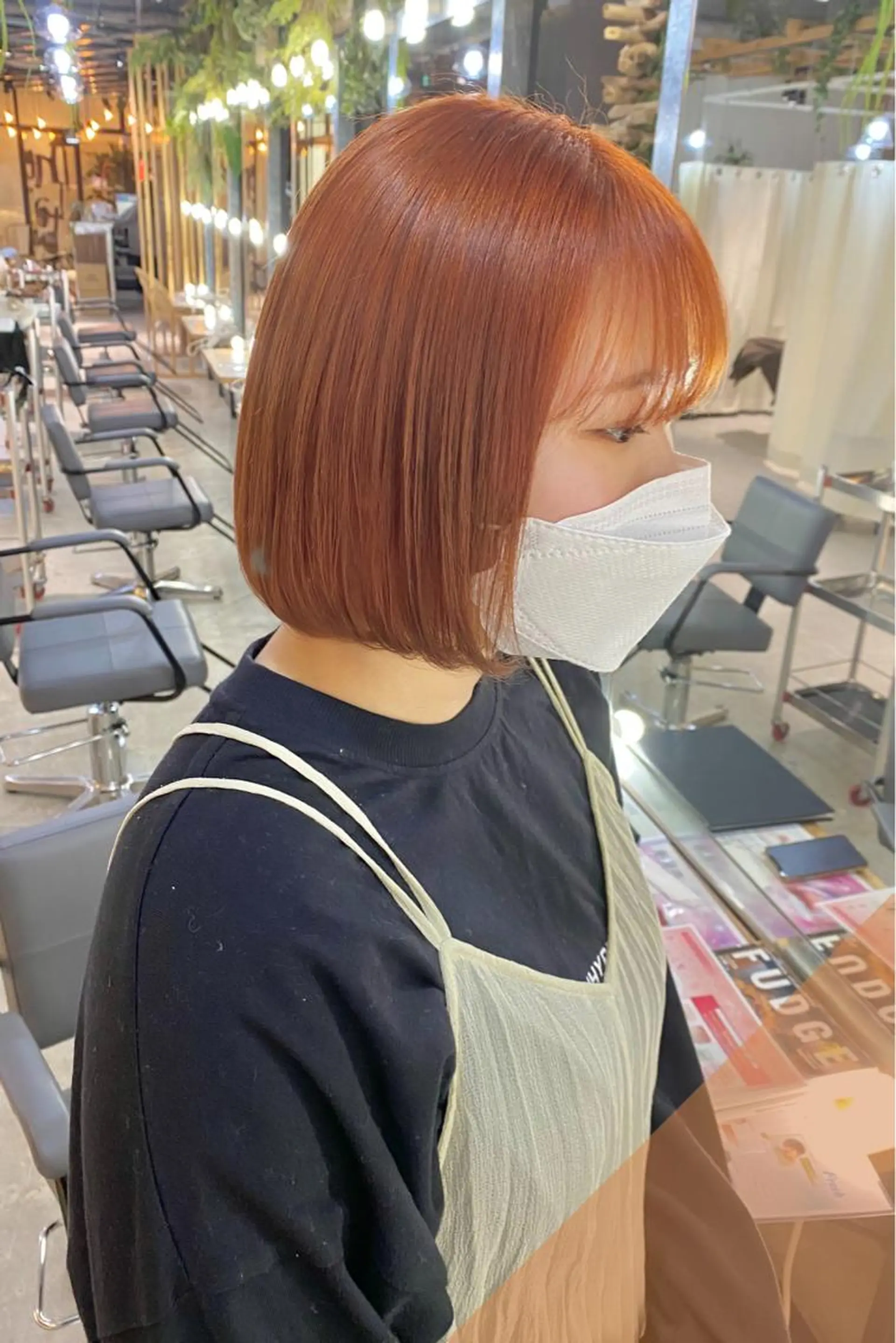 ミディアム カラー 菊地 紗矢のヘアスタイル