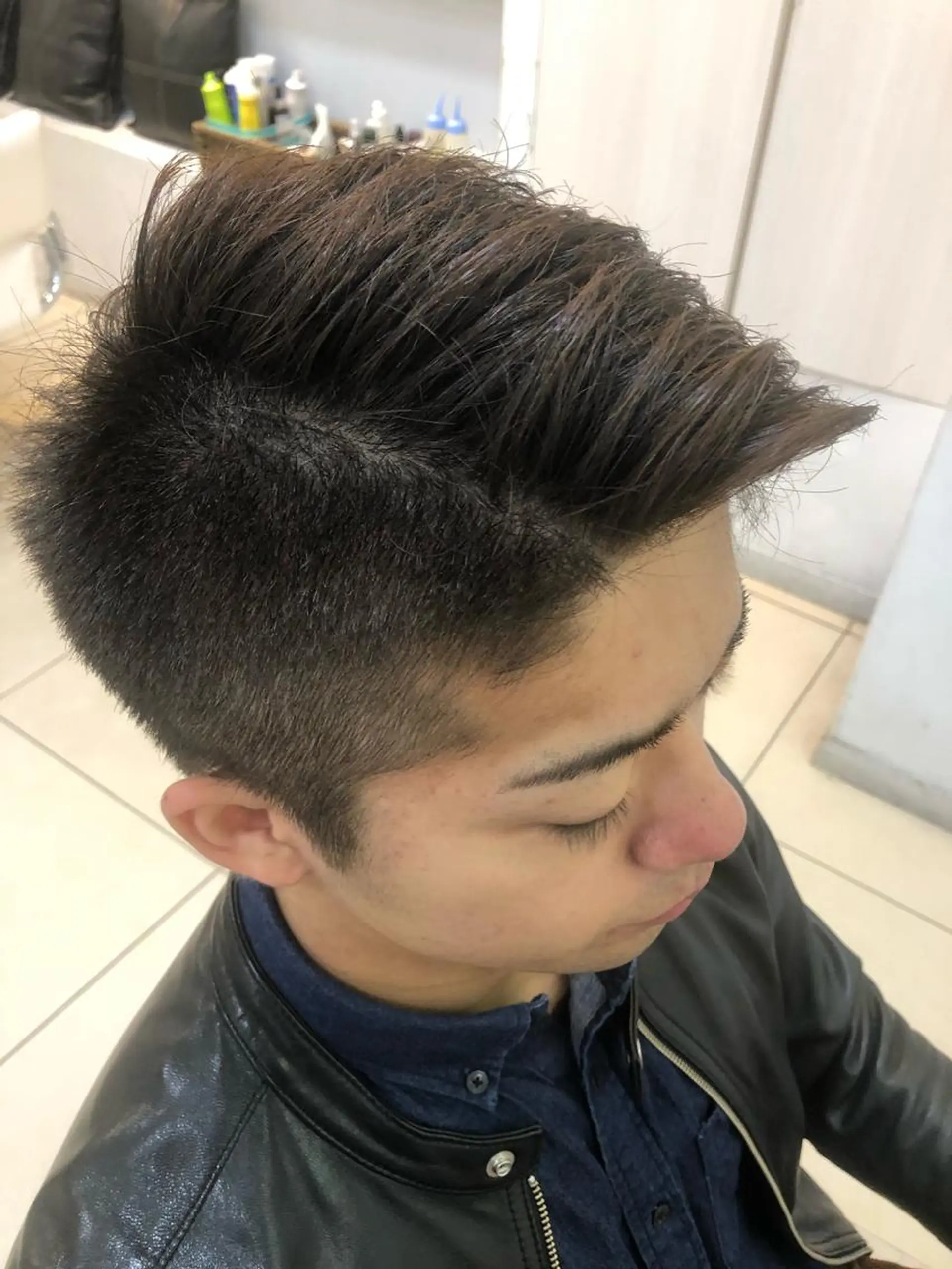 ショート メンズ ショートヘア カルマ・ニュアンス パーマ　須田龍世のヘアスタイル