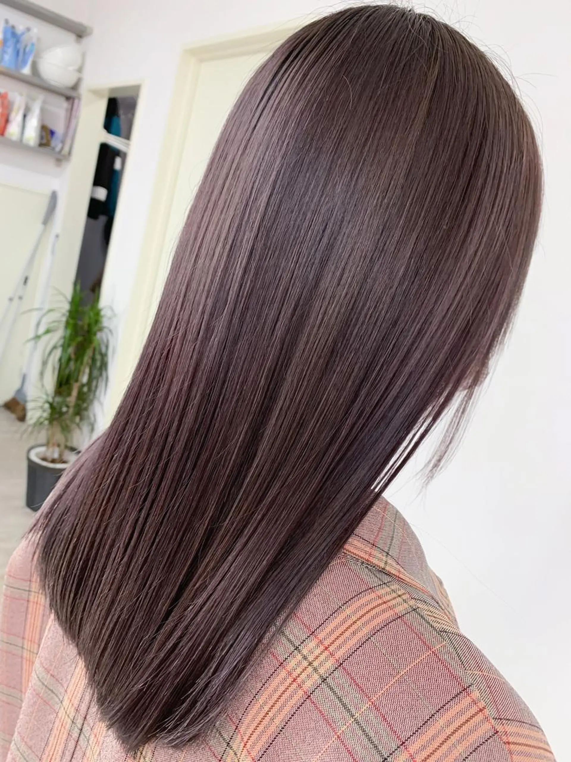 セミロング ヘアカラー トリートメント 🥇近藤 恭輔🥇 Recharme新保のヘアスタイル