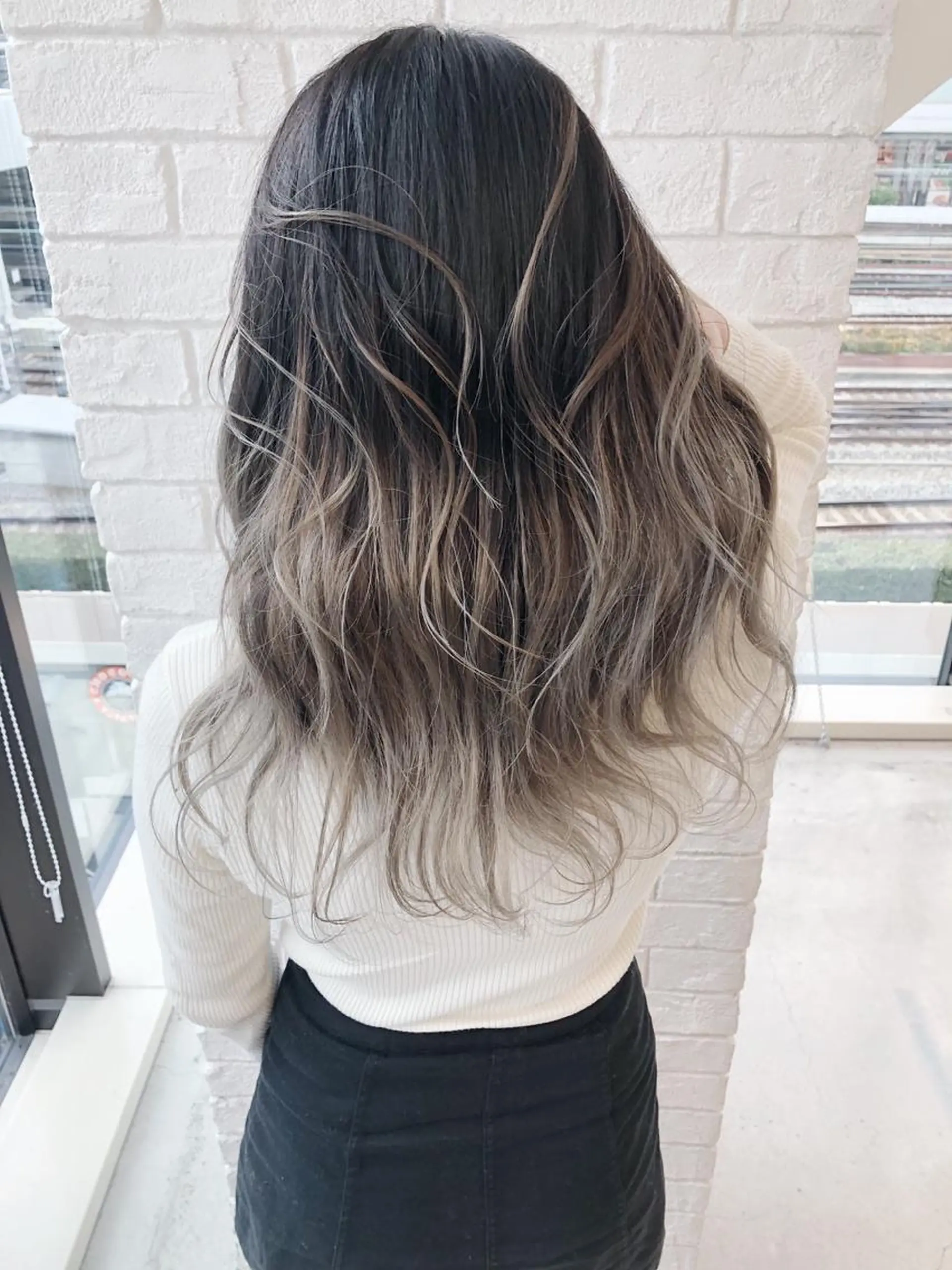 ロング カラー バレイヤージュ ブリーチ 外国人風カラー レイヤーカット OTAKU HAIR STUDIO所属・shin✨今月注目✨ スタイリスト（急募）のヘアスタイル