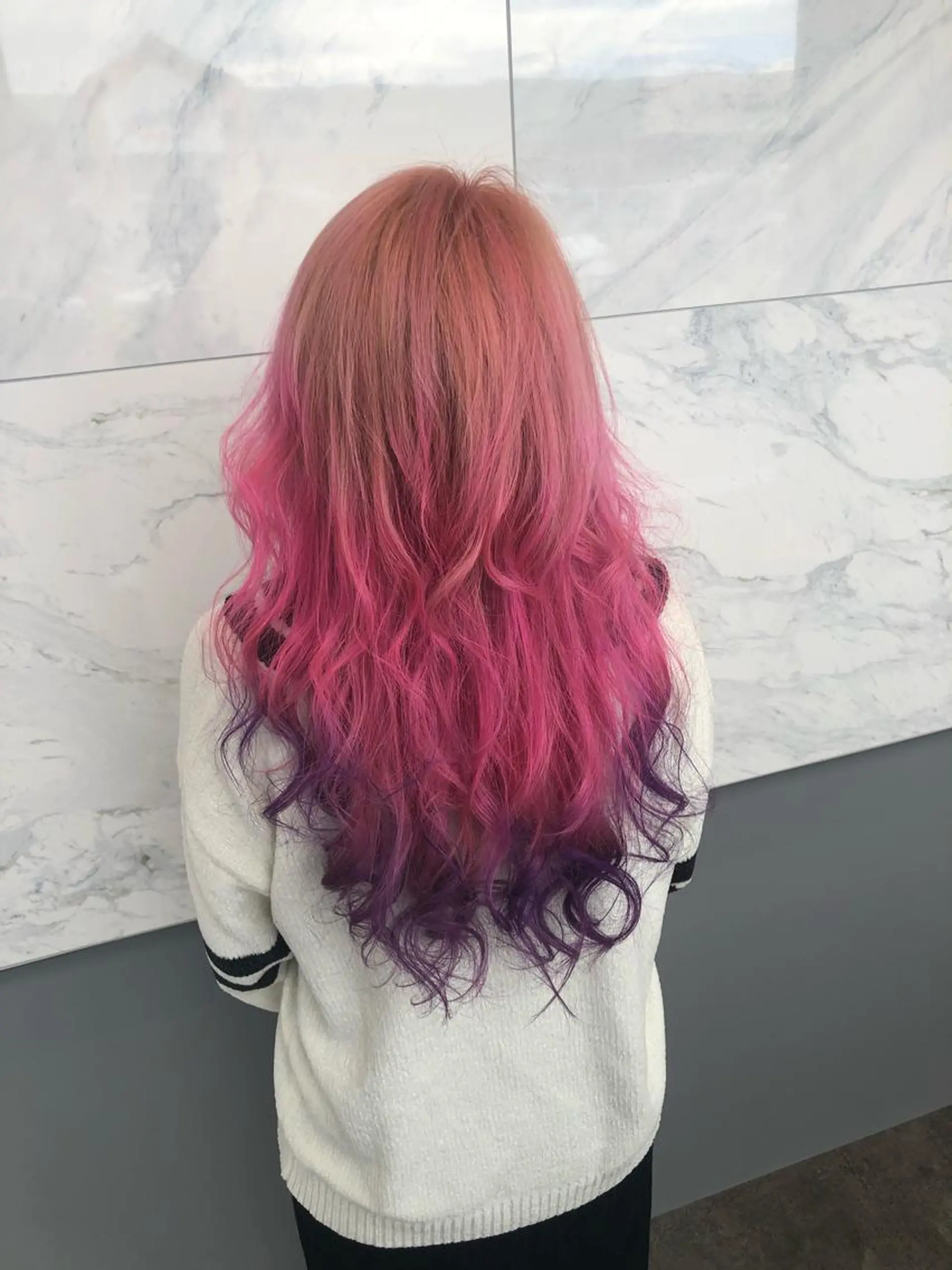 ロング カラー ブリーチ グラデーションカラー ヘアカラー トリートメント 難しい髪質の縮毛矯正 高岡/射水/髪質改善のヘアスタイル