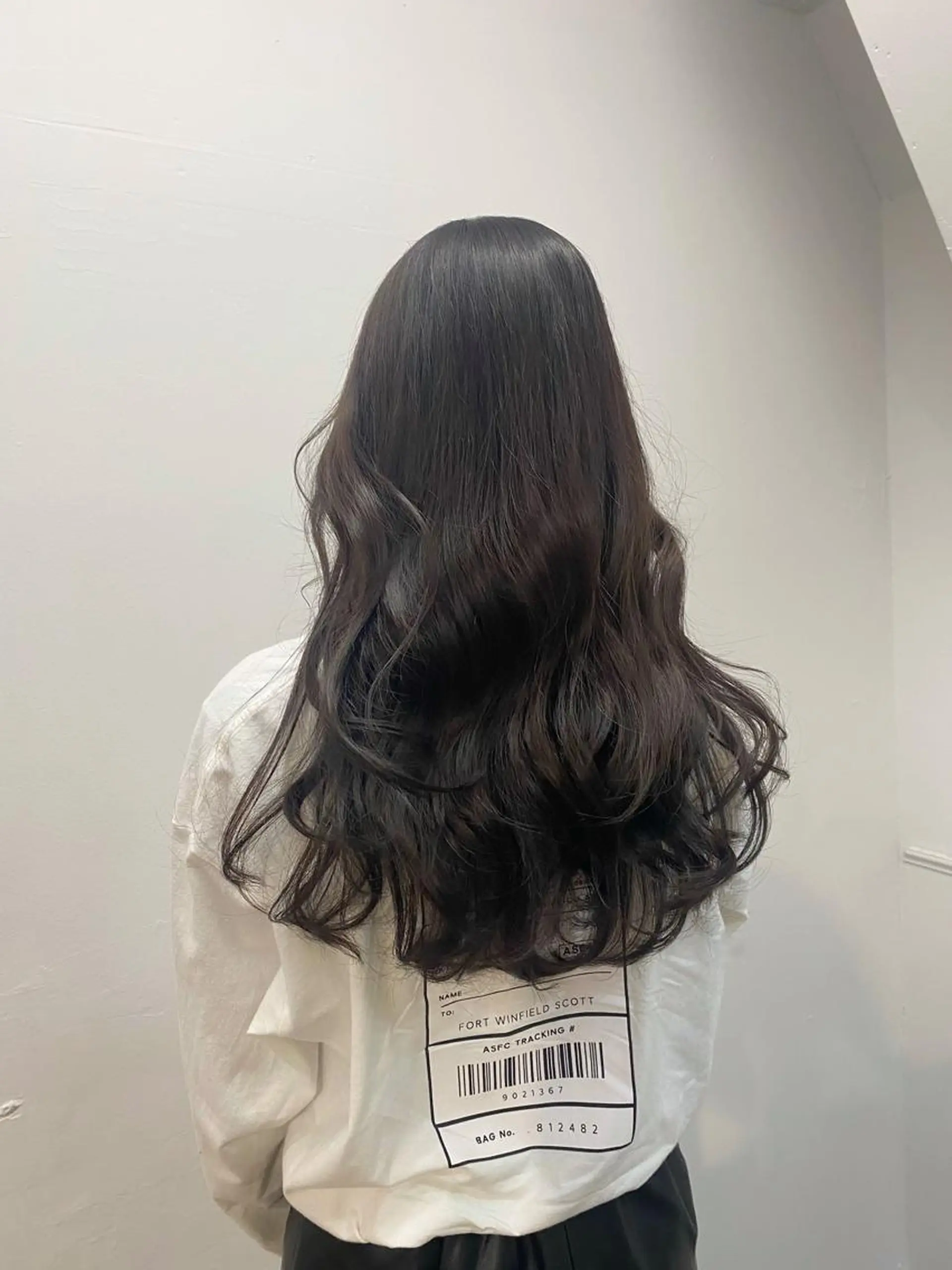 ロング ヘアアレンジ くびれヘア ヨシンモリ 韓国風ヘア くびれレイヤー レイヤーカット 韓国ヘア×髪質 改善🇰🇷シオリのヘアスタイル