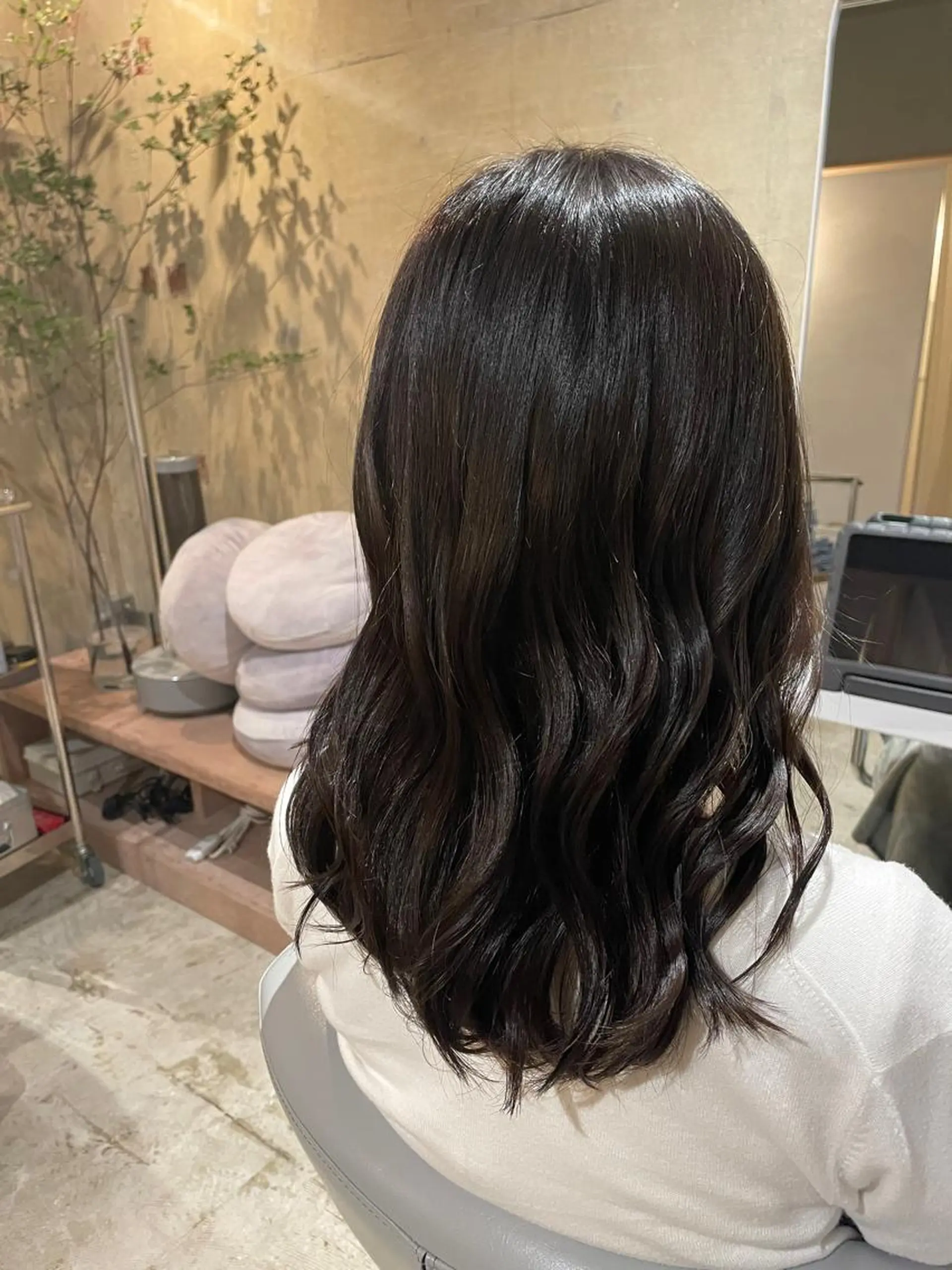 ロング カラー 小野 絢未のヘアスタイル