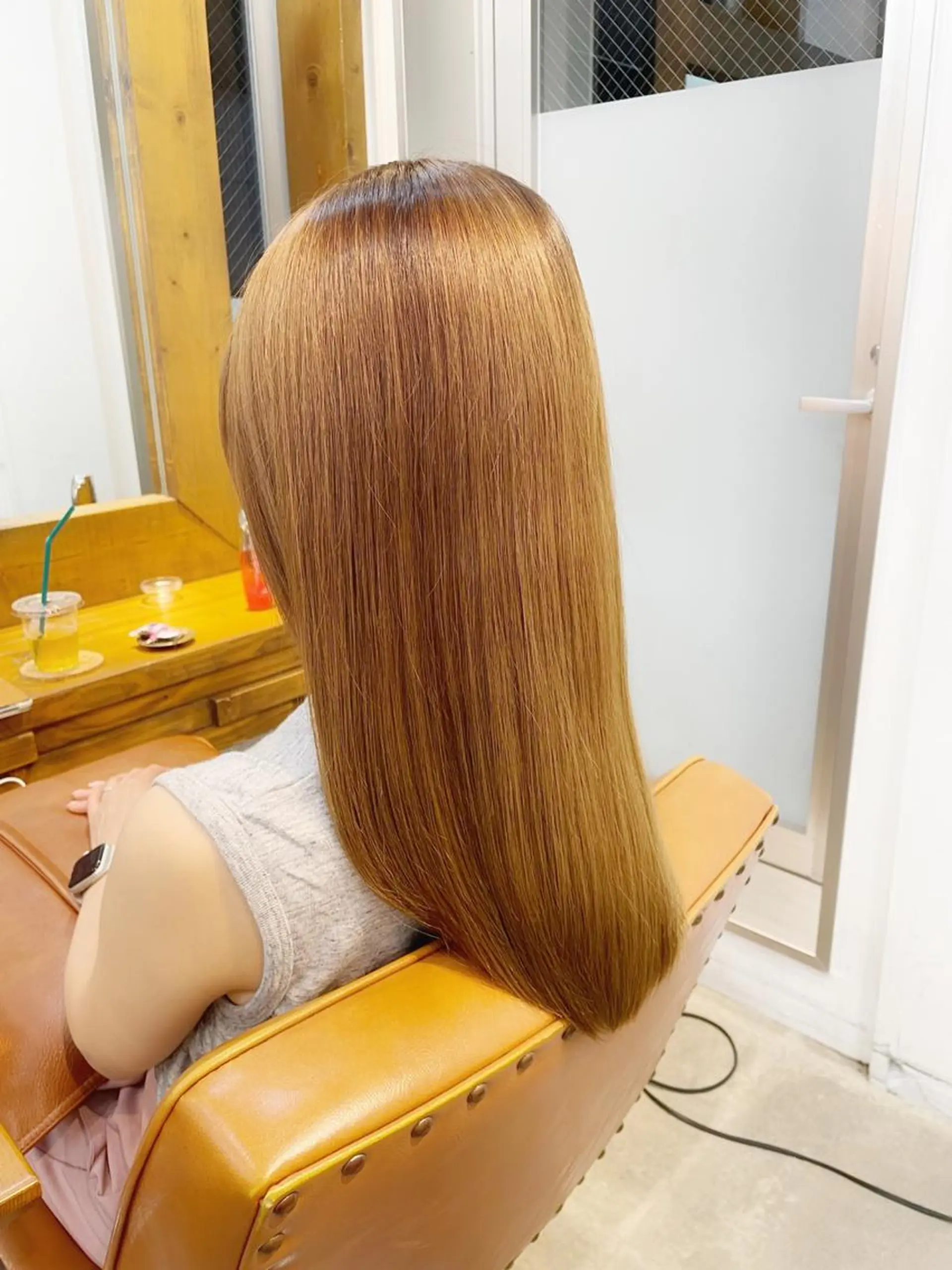 ロング カラー グラデーションカラー くびれヘア くせ毛 レイヤーカット newline銀座所属・銀座ショート/ 大人ショート/金子涼のヘアスタイル