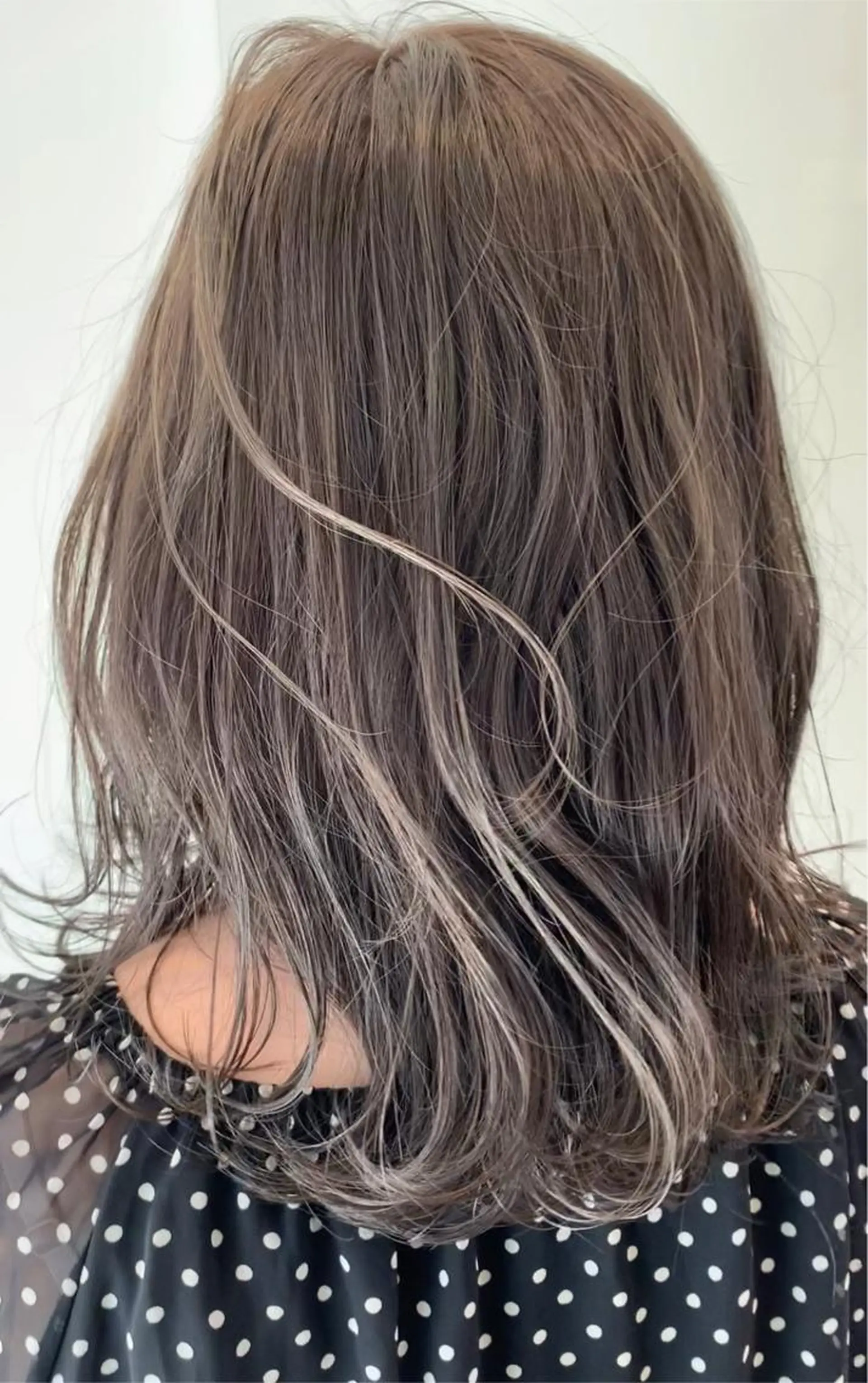 ミディアム カラー カット ヘアカラー トリートメント 美髪形成！色素改善！ 秋田　和輝のヘアスタイル