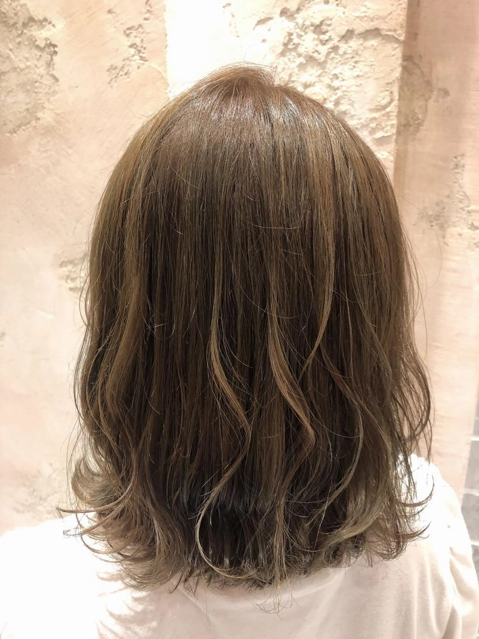 ミディアム アッシュ カット ヘアカラー トリートメント 代表山口ひな 髪質改善のプロのヘアスタイル