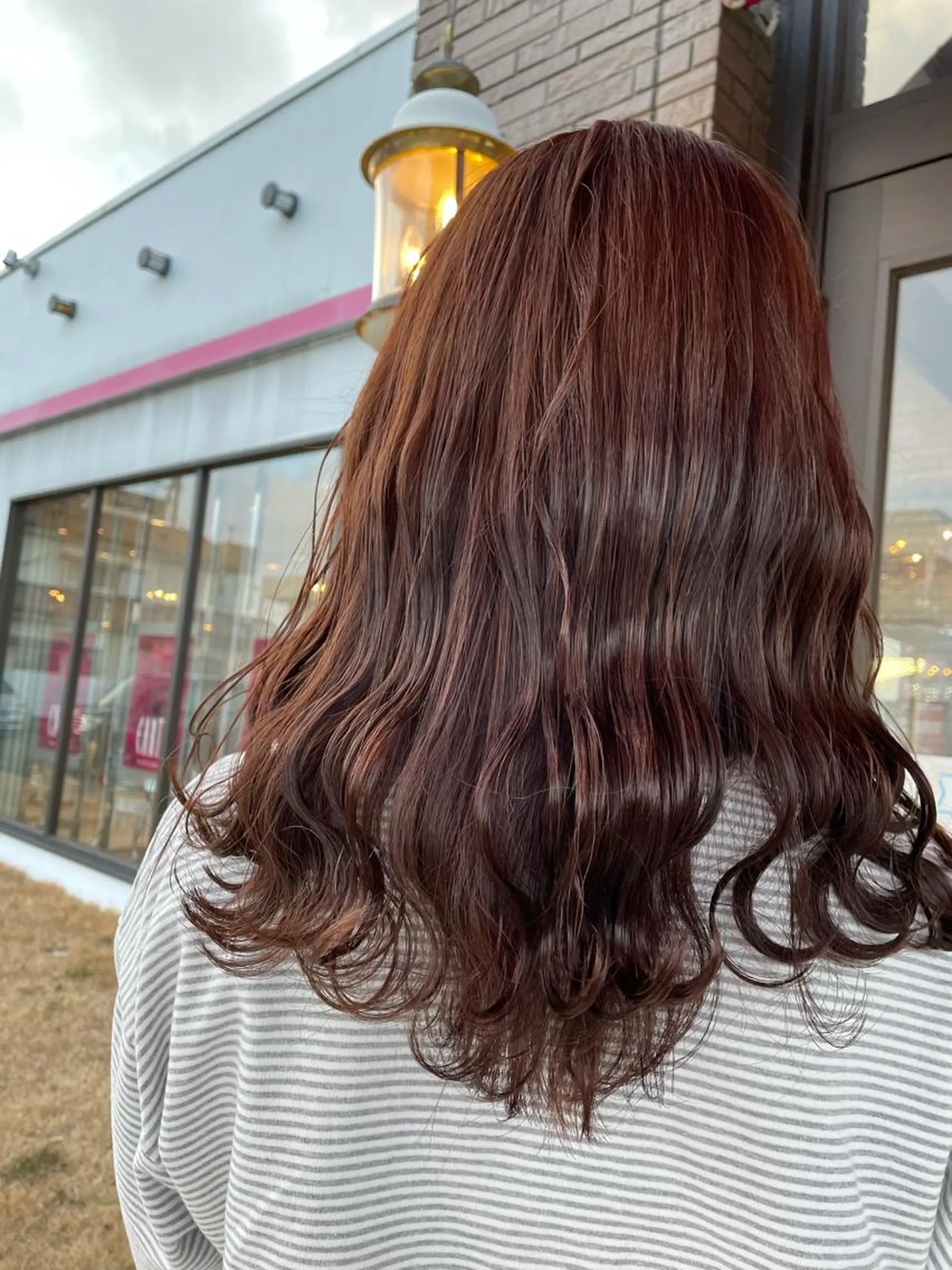 セミロング ヘアカラー トリートメント 石坂 瀬音のヘアスタイル