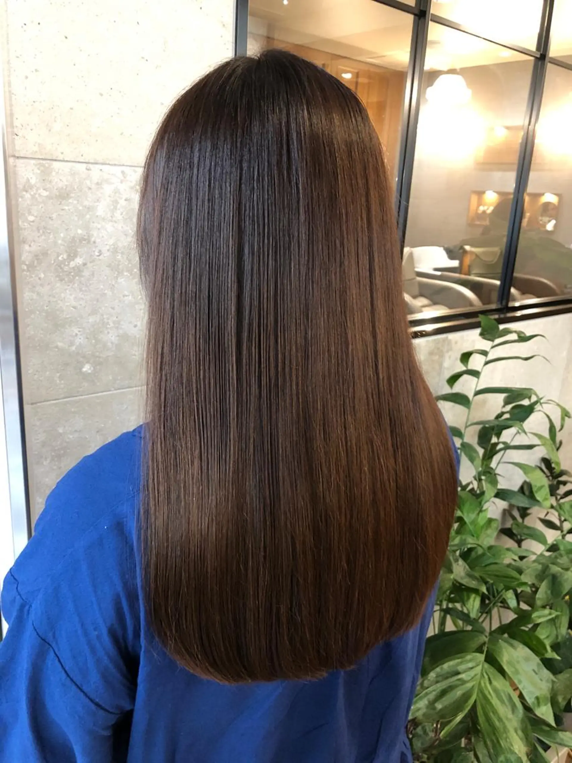 セミロング 人気のレイヤーカット TAROのヘアスタイル